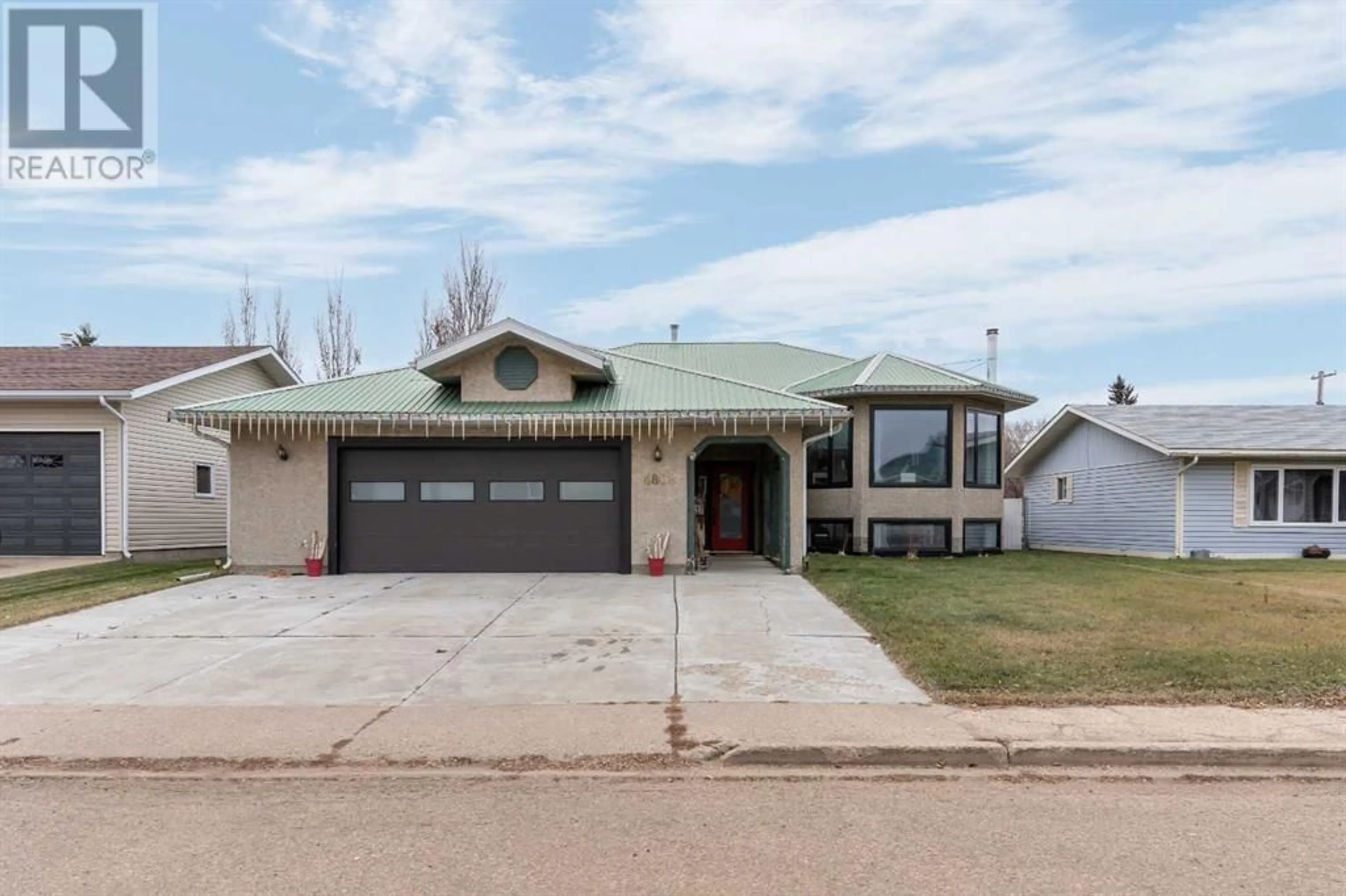 Frontside or backside of a home for 4808 49 Avenue, Forestburg Alberta T0B1N0