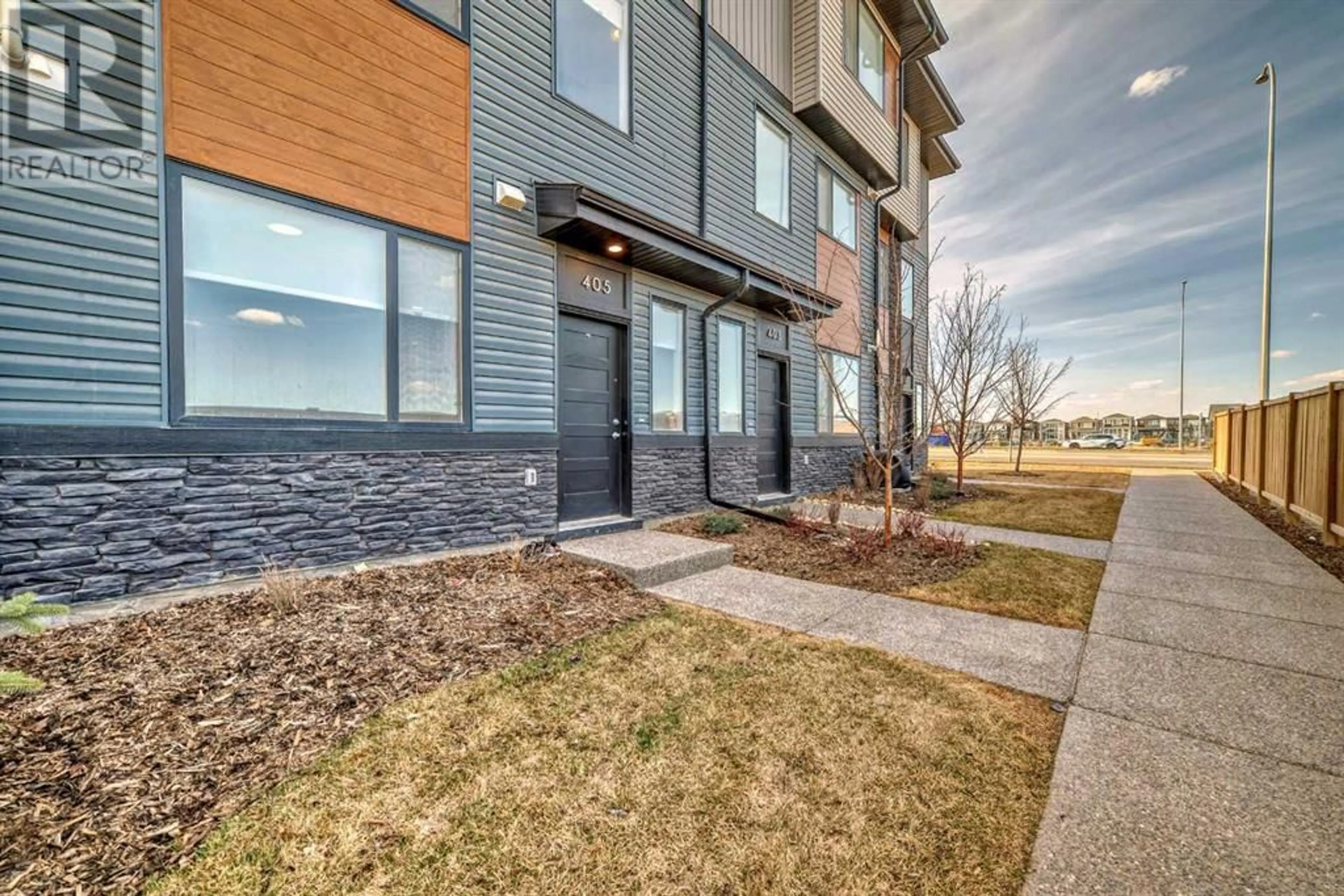 A pic from exterior of the house or condo for 405 Corner Glen Circle NE, Calgary Alberta T3N2E1