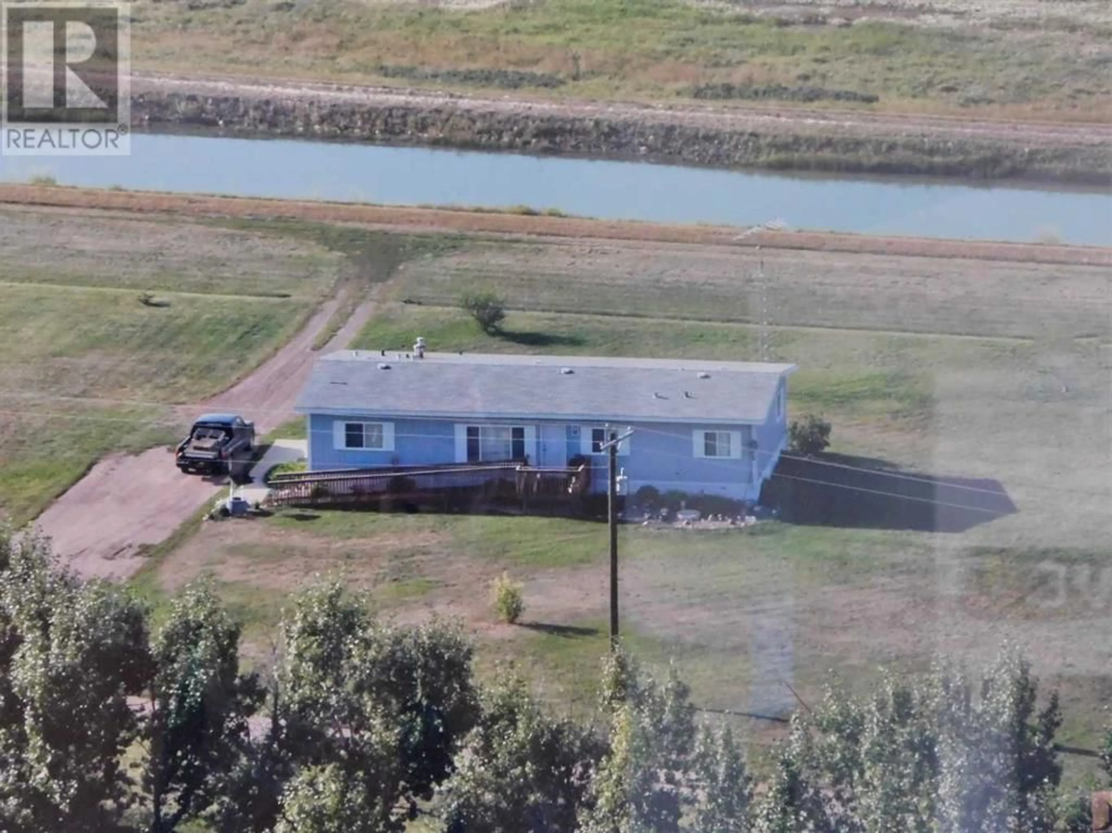 A pic from exterior of the house or condo for Blue Sign 164002 B Hwy 36, Rural Newell, County of Alberta T0J2M0