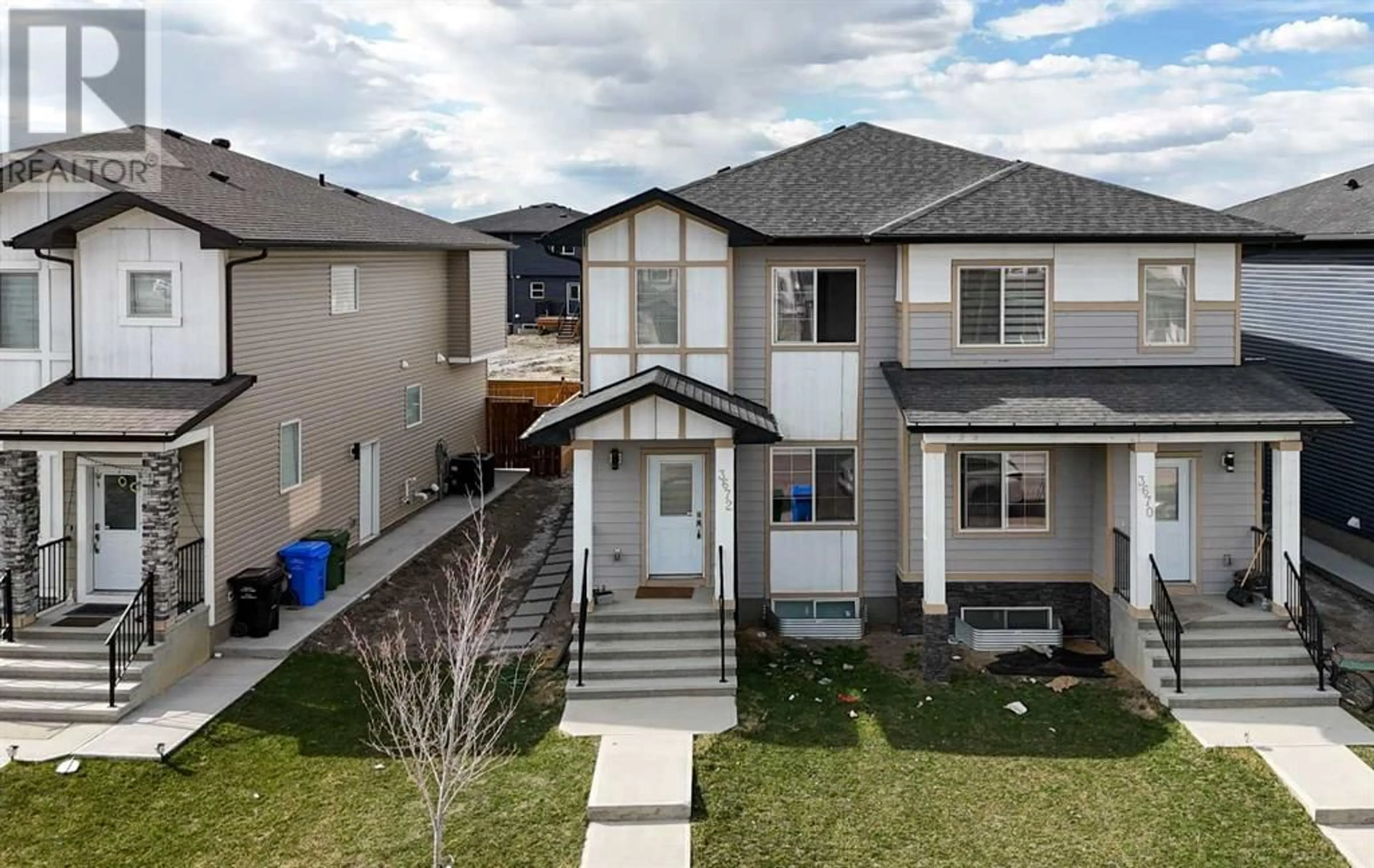 Frontside or backside of a home for 3672 Cornerstone Boulevard, Calgary Alberta T3N2E4