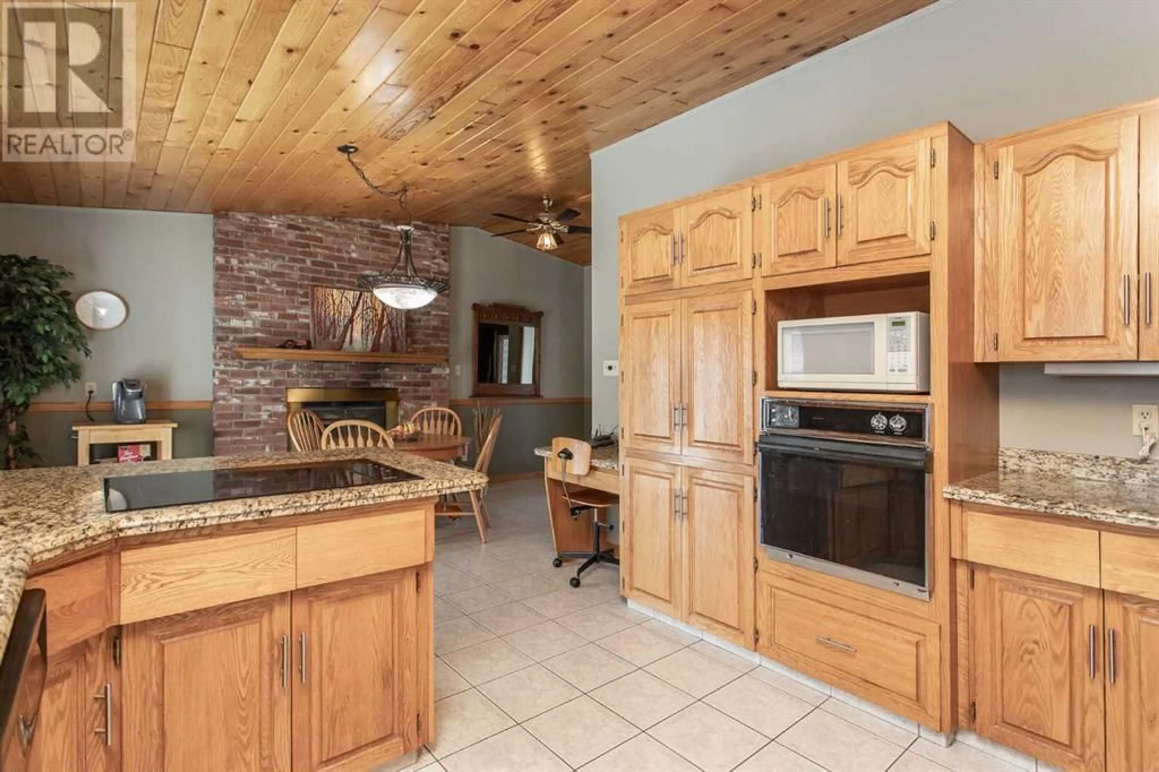 Rustic kitchen for 37 Morning Meadows Drive, Rural Ponoka County Alberta T4J1R3