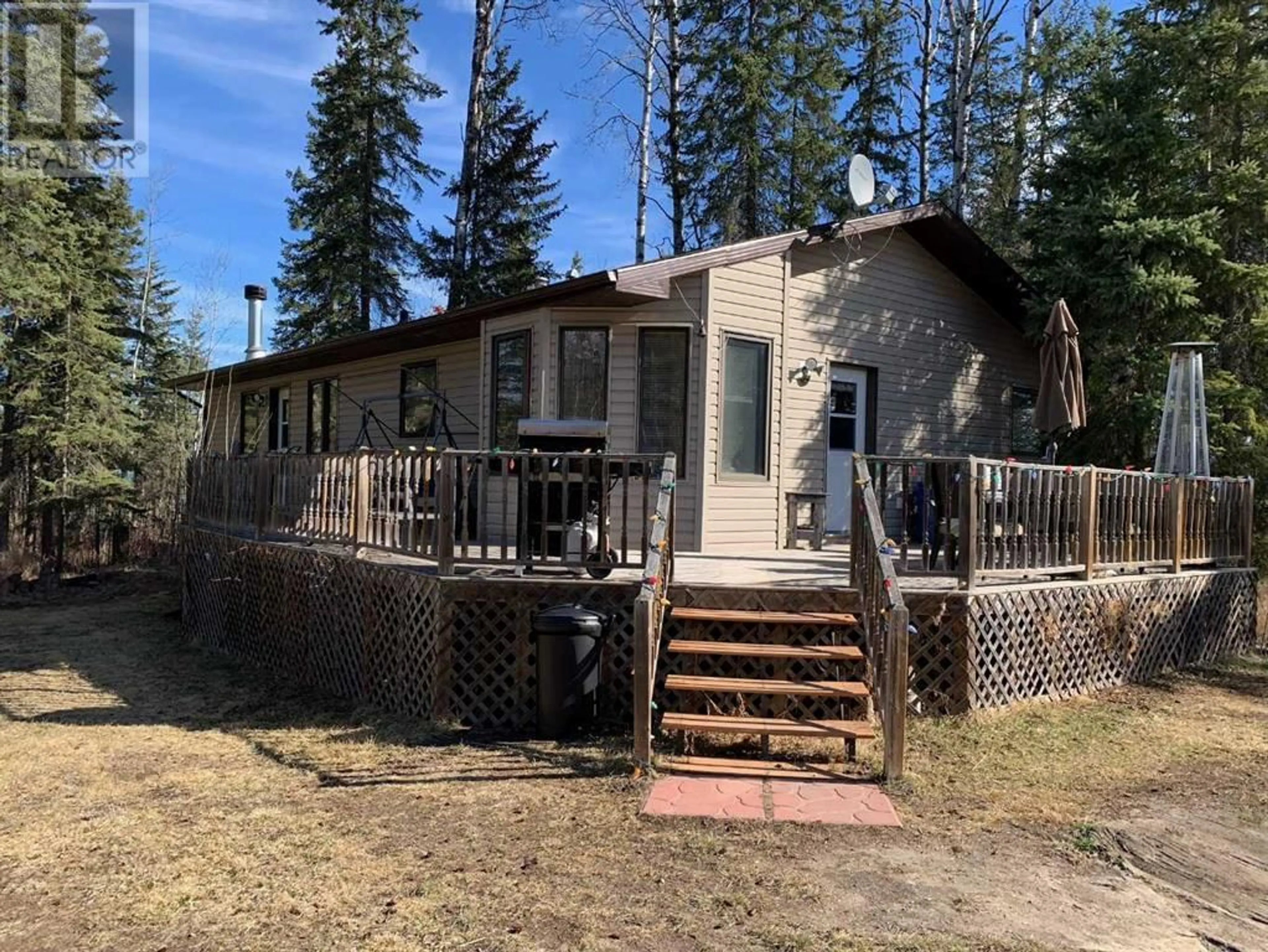 Cottage for 32 1 Avenue SW, Faust Alberta T0G0X0