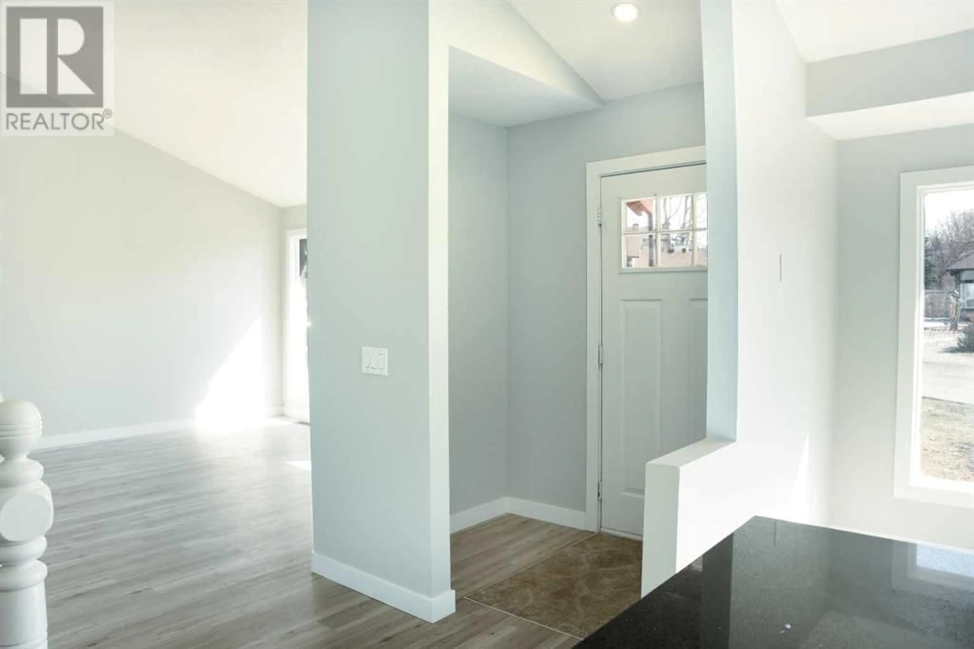 Indoor entryway for 343 Ranchview Mews NW, Calgary Alberta T3G1M8