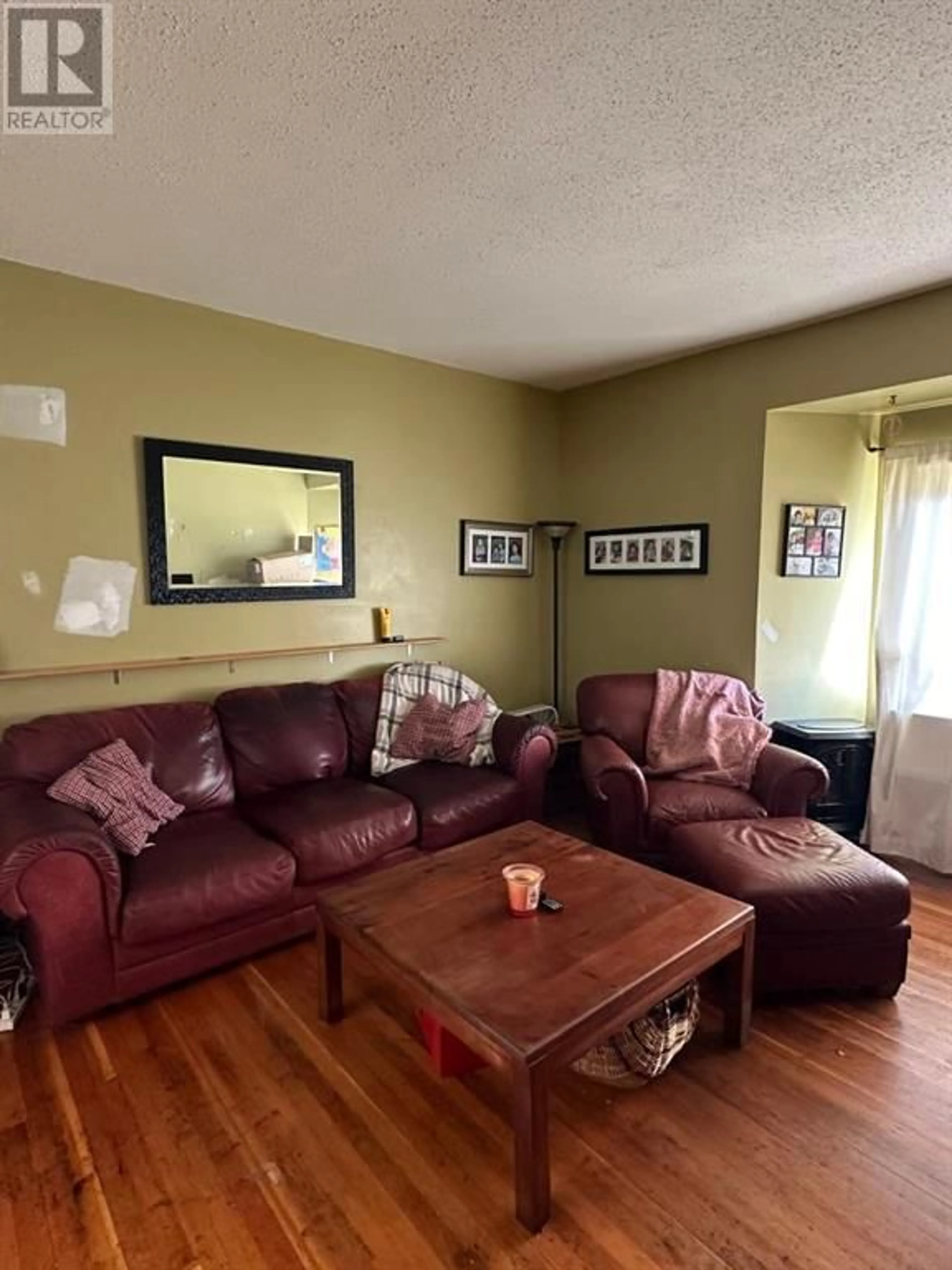 Living room for 21057 Township Road 454, Rural Camrose County Alberta T0B3L0