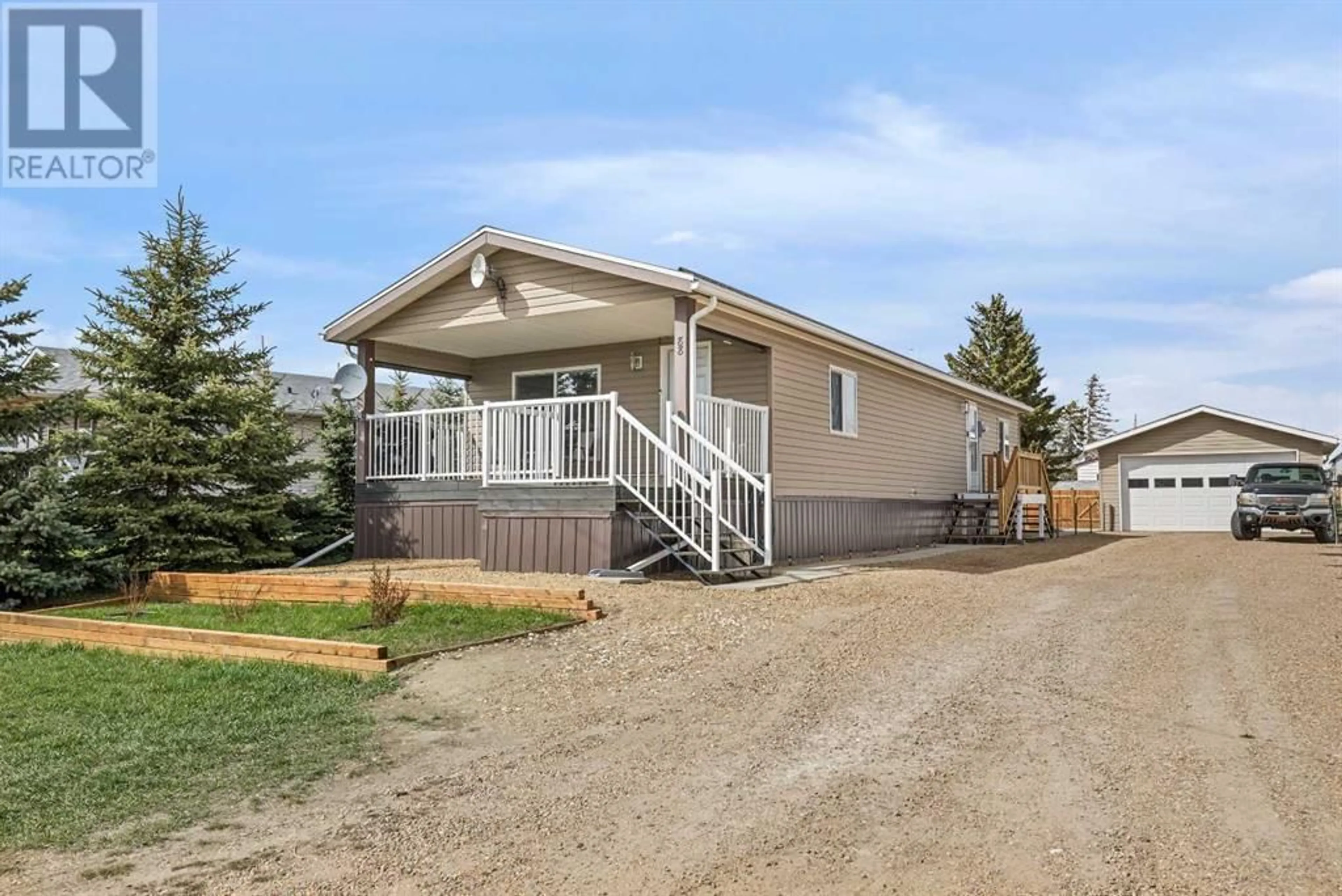 A pic from exterior of the house or condo for 88 Railway Avenue, Craigmyle Alberta T0J0T0