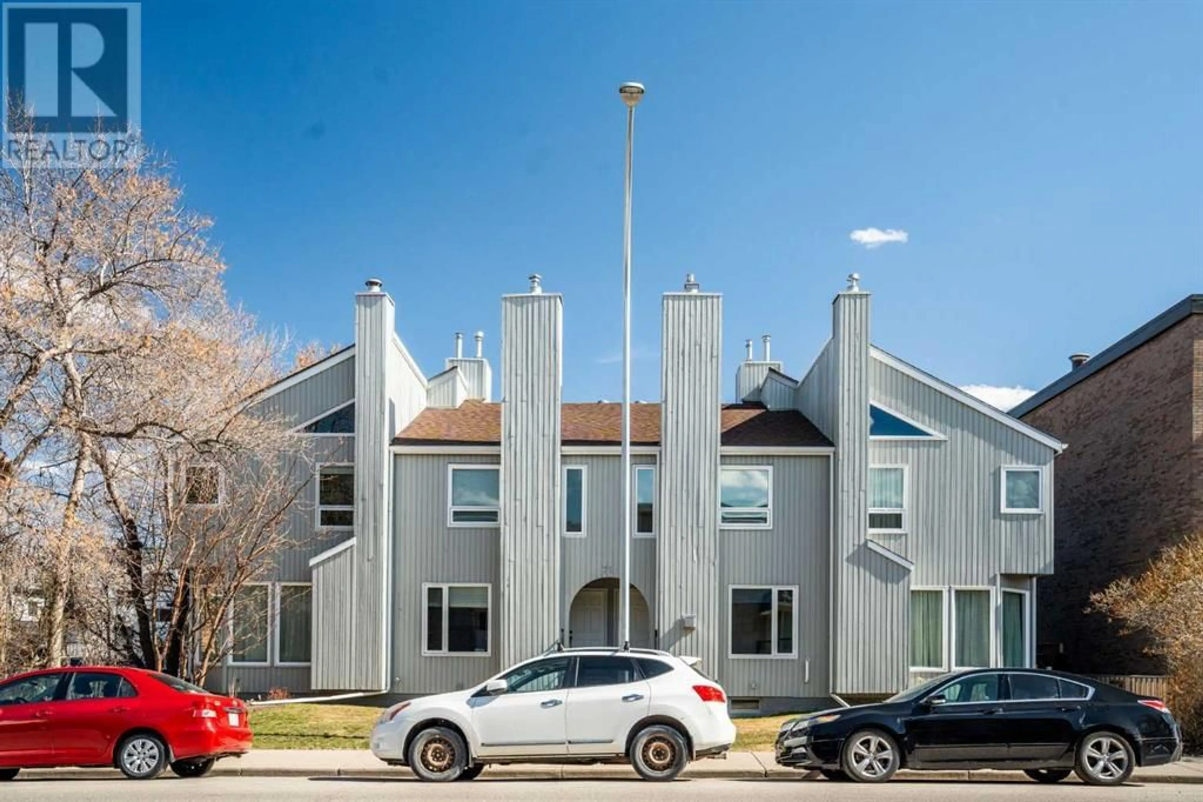 A pic from exterior of the house or condo for 1 715 2 Avenue NW, Calgary Alberta T2N0E4