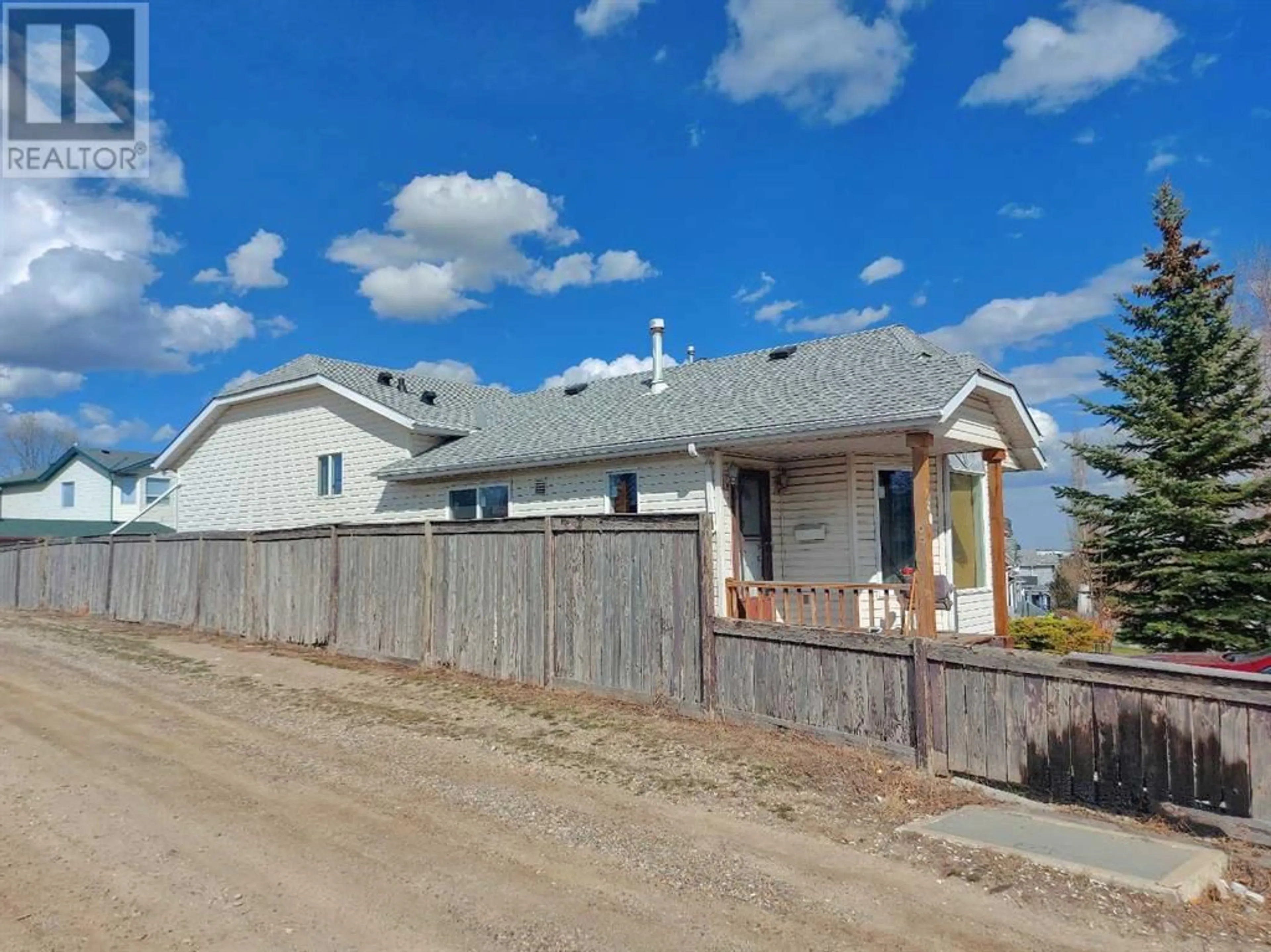 Frontside or backside of a home for 80 HARVEST GOLD Heights NE, Calgary Alberta T3K4H1