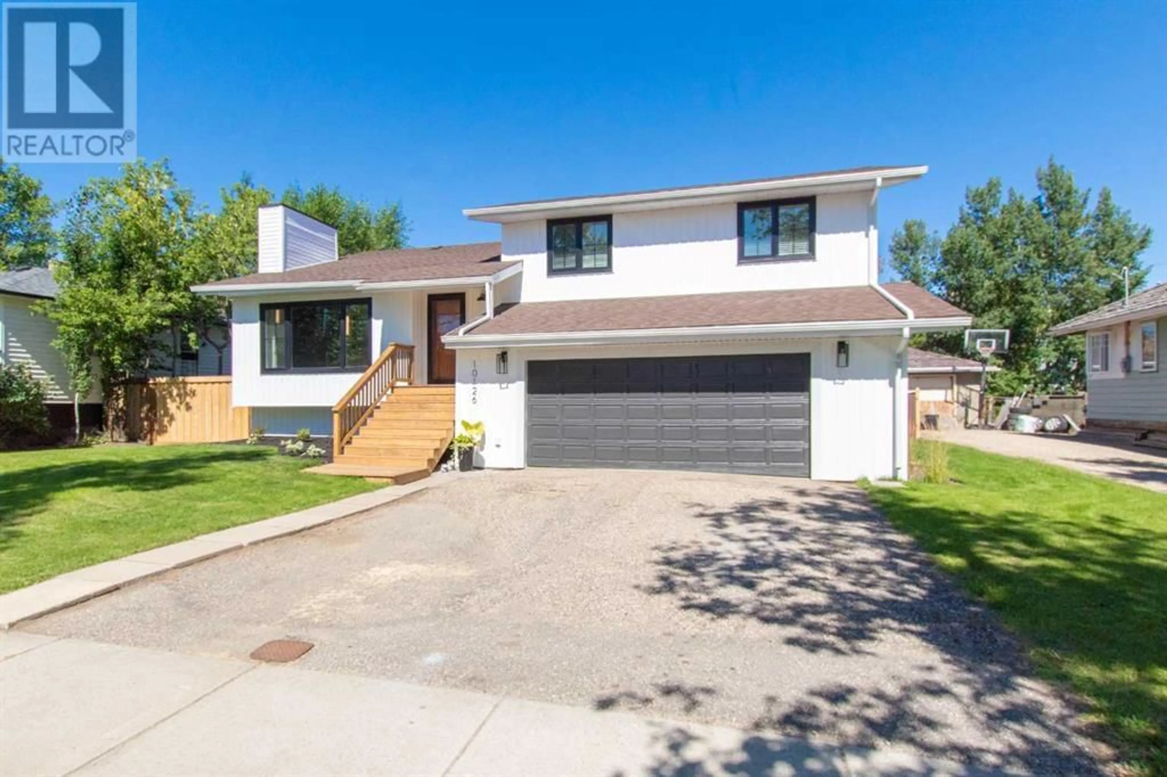 Frontside or backside of a home for 10126 95 Avenue, Grande Prairie Alberta T8V0L4