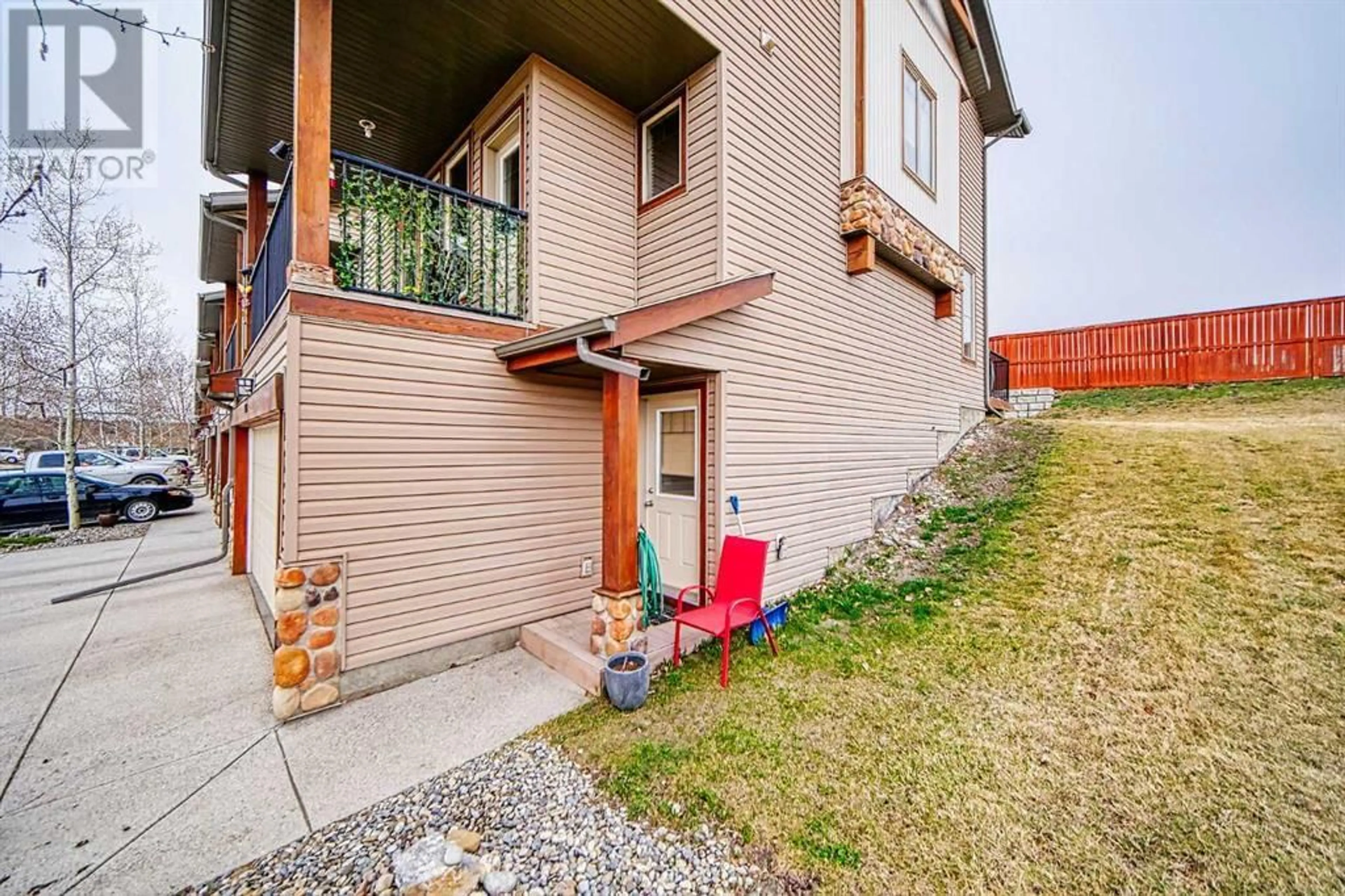 A pic from exterior of the house or condo for 600 413 River Avenue, Cochrane Alberta T4C0P2