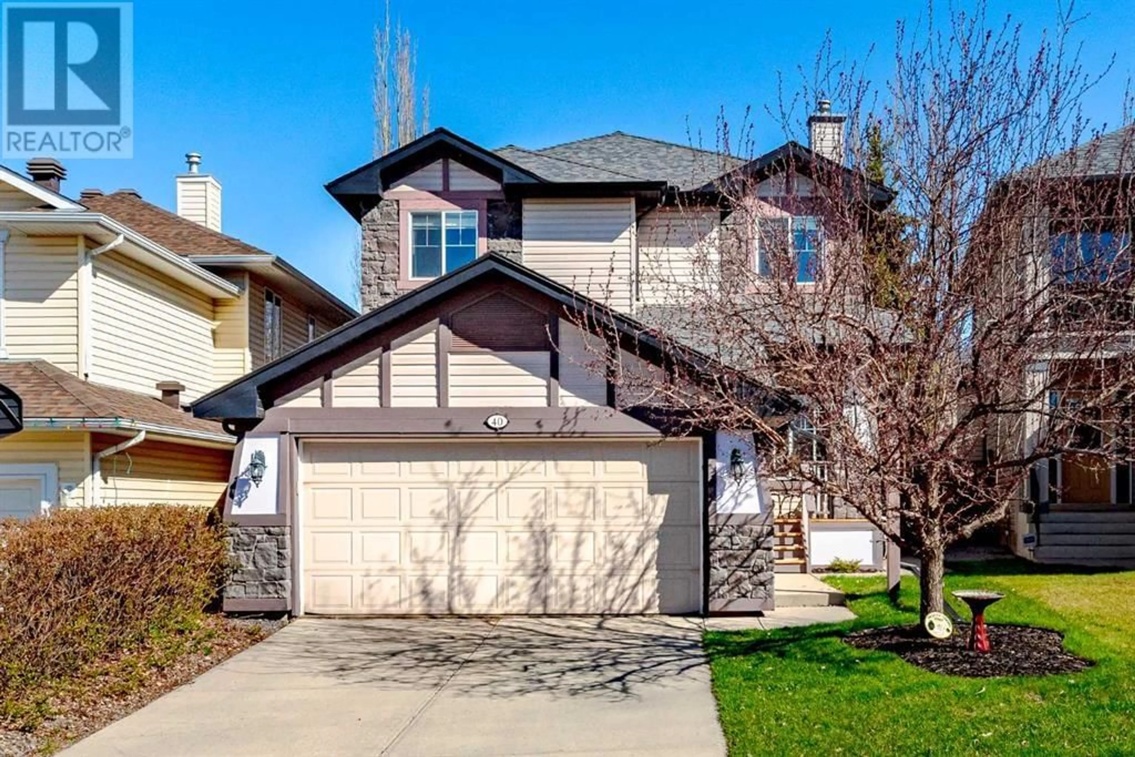 Frontside or backside of a home for 40 Tuscany Meadows Heath NW, Calgary Alberta T3L2T8