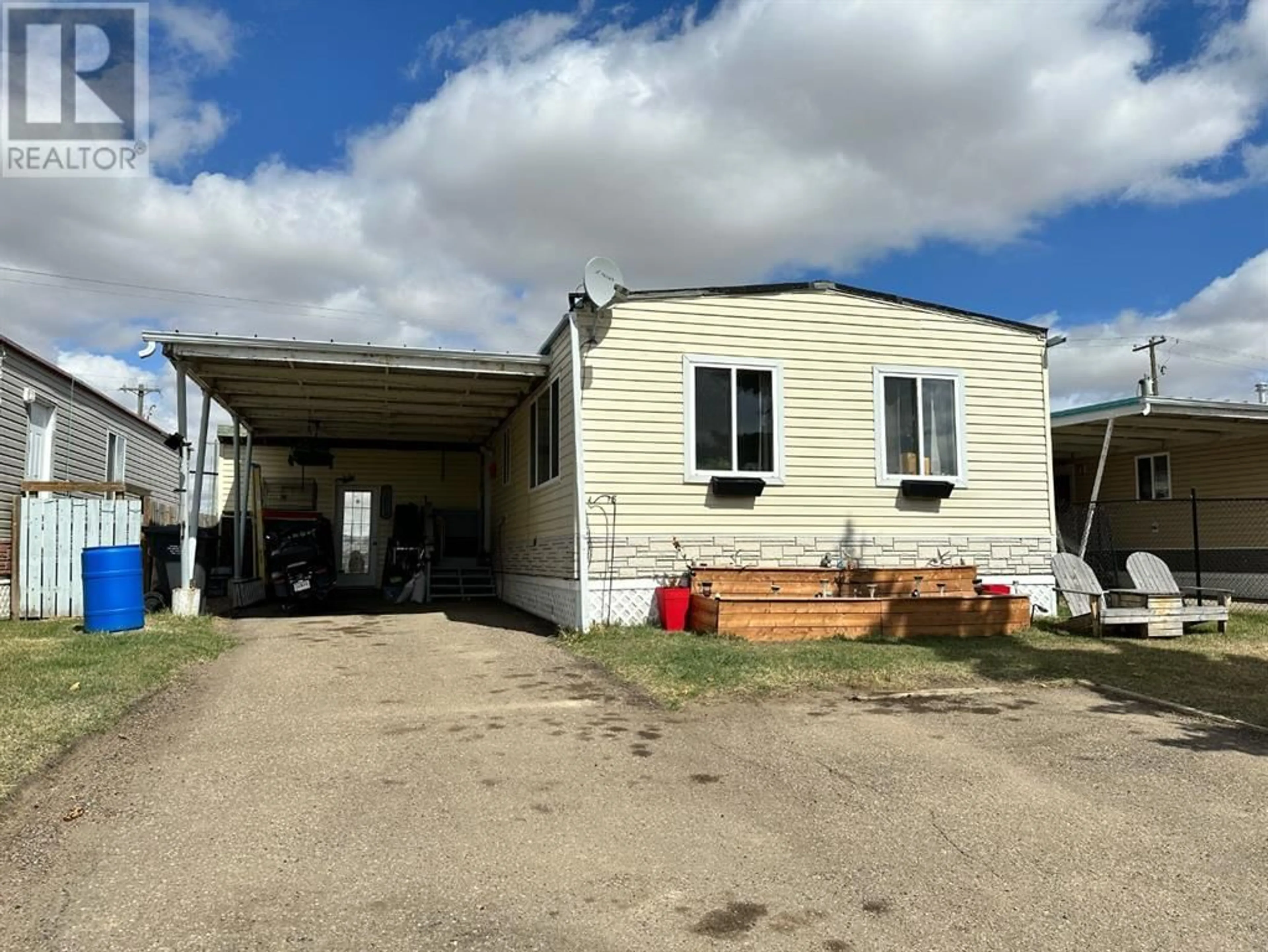 A pic from exterior of the house or condo for 18 5308 57 Street, Lloydminster Alberta T9V3N5
