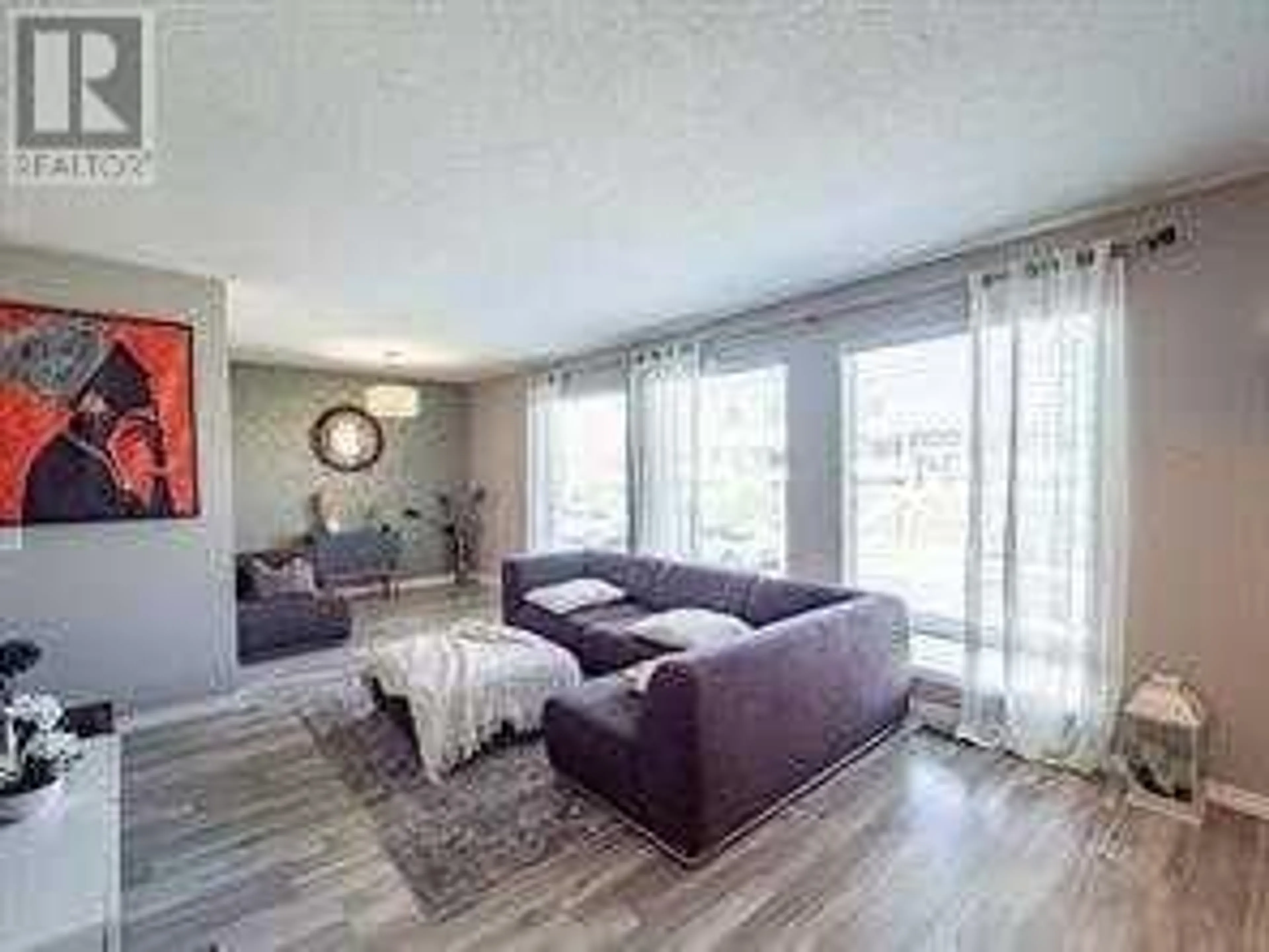 Living room for 139 Manora Crescent NE, Calgary Alberta T2A4S3
