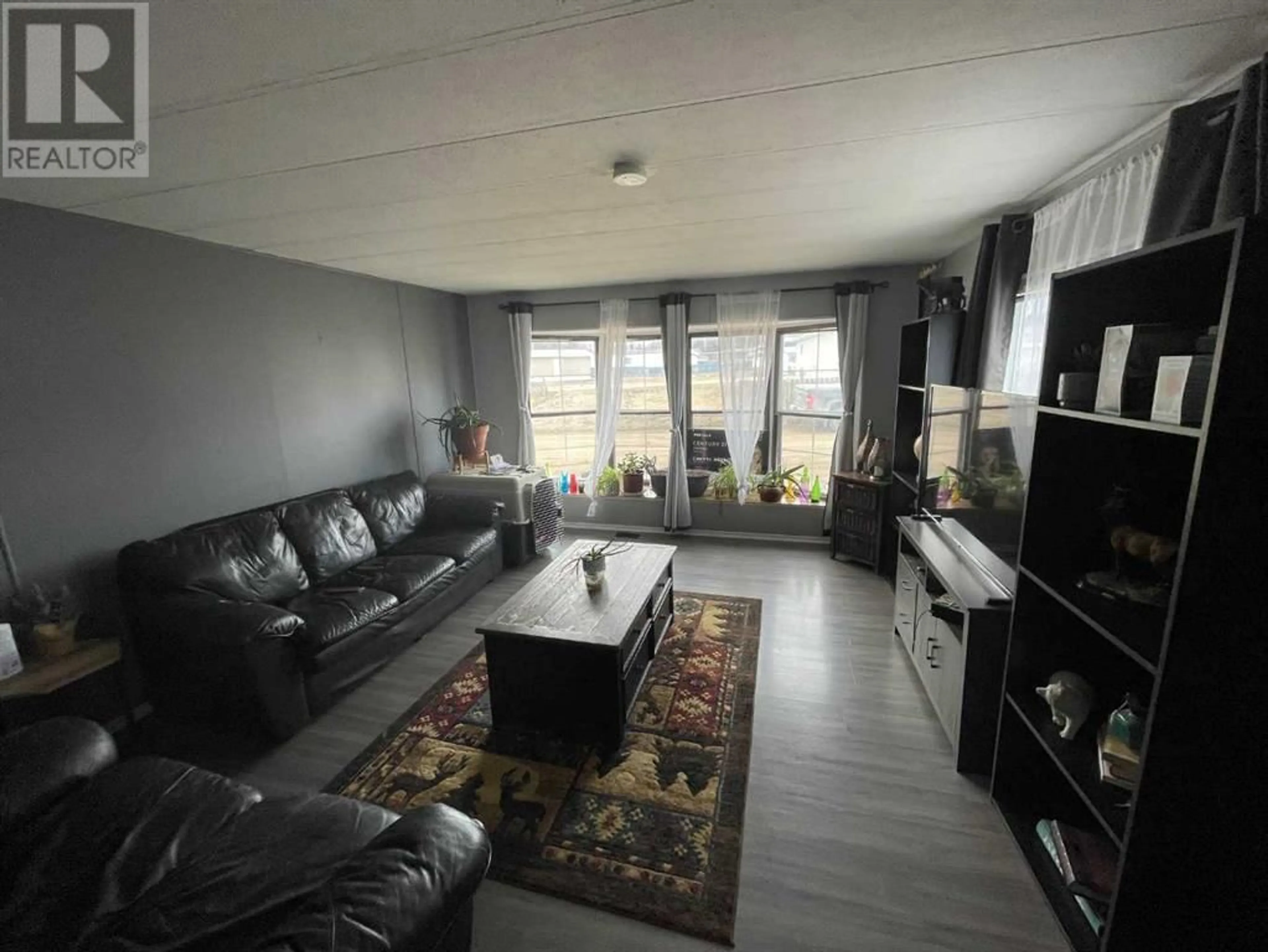 Living room for 75 810 56 Street, Edson Alberta T7E1P4