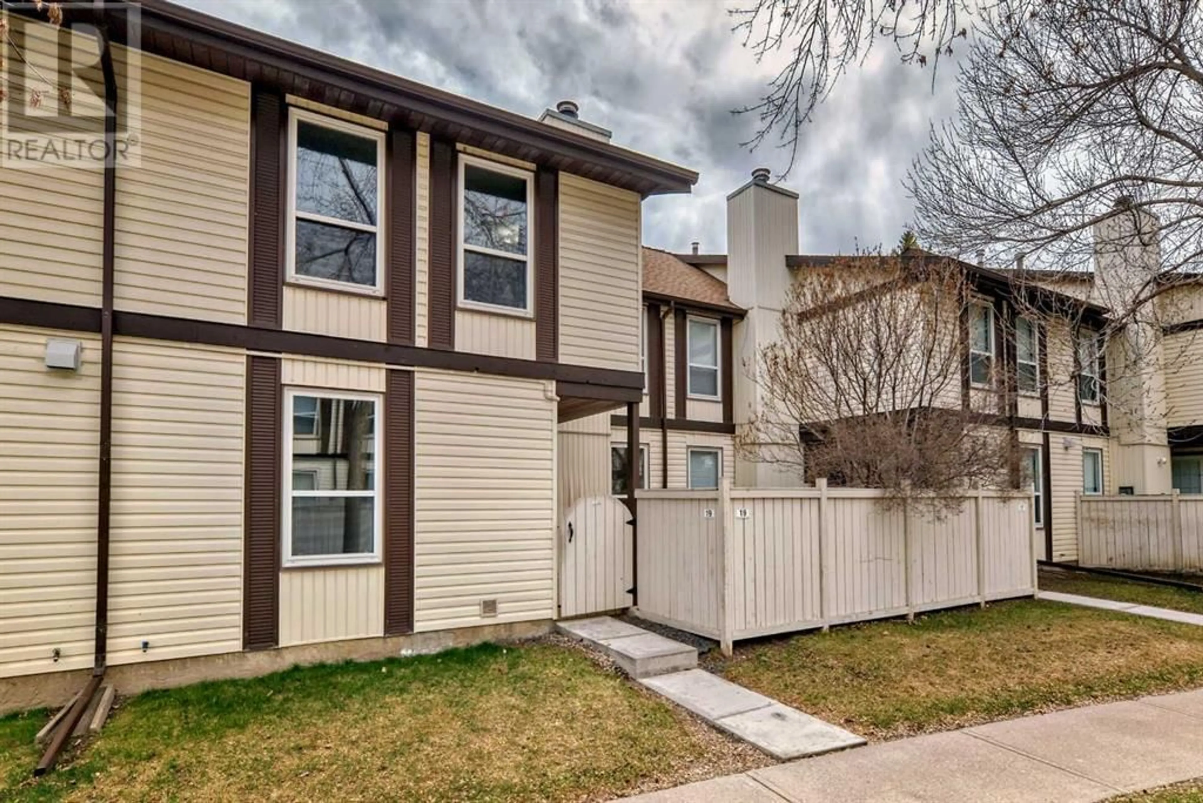 A pic from exterior of the house or condo for 19 3200 60 Street NE, Calgary Alberta T1Y4K8