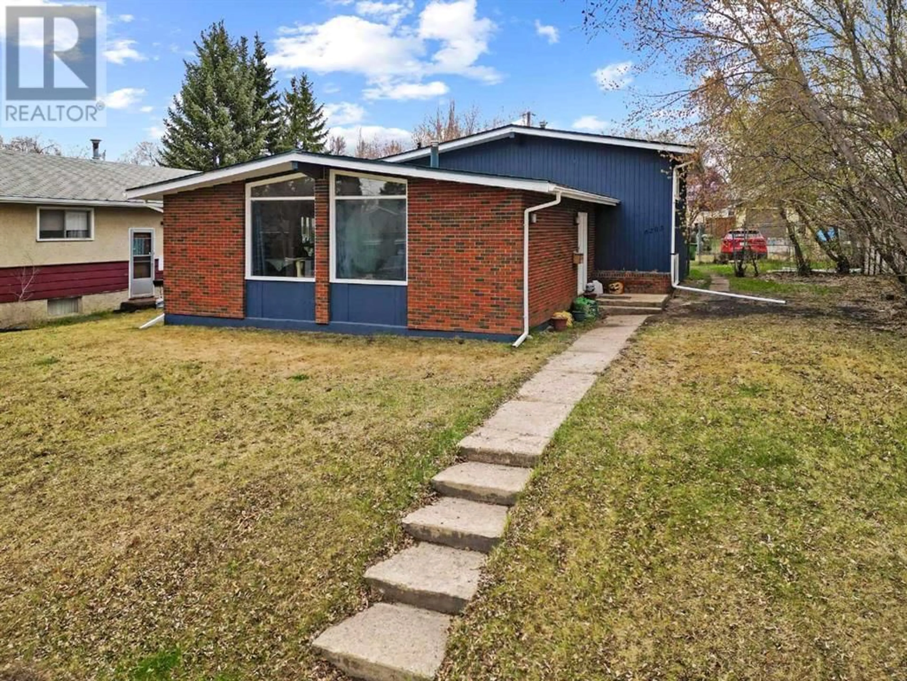 Frontside or backside of a home for 6203 49 Avenue, Camrose Alberta T4V0P4
