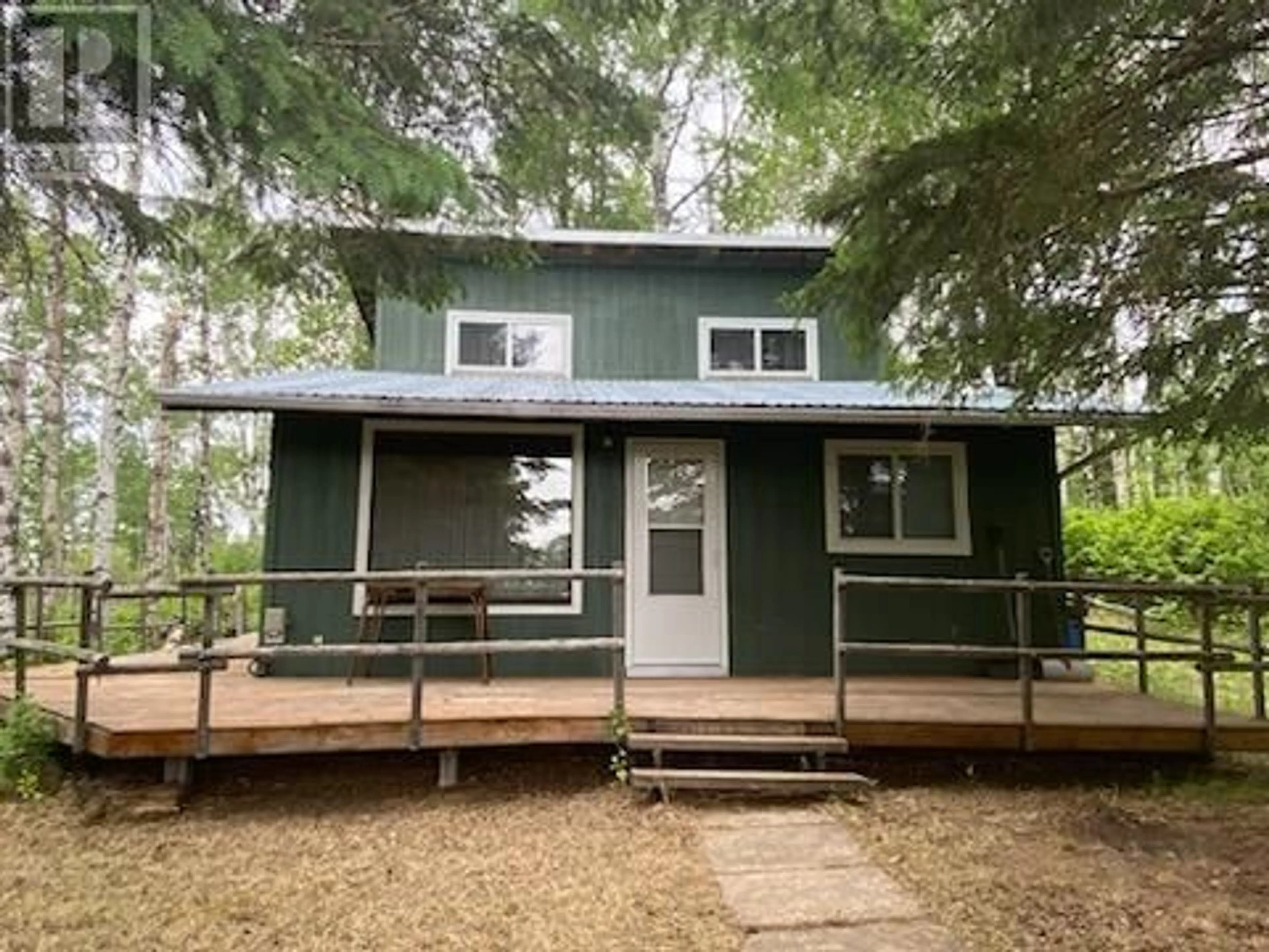 Cottage for 65101 RGE RD 113, Rural Lac La Biche County Alberta T0A2C0