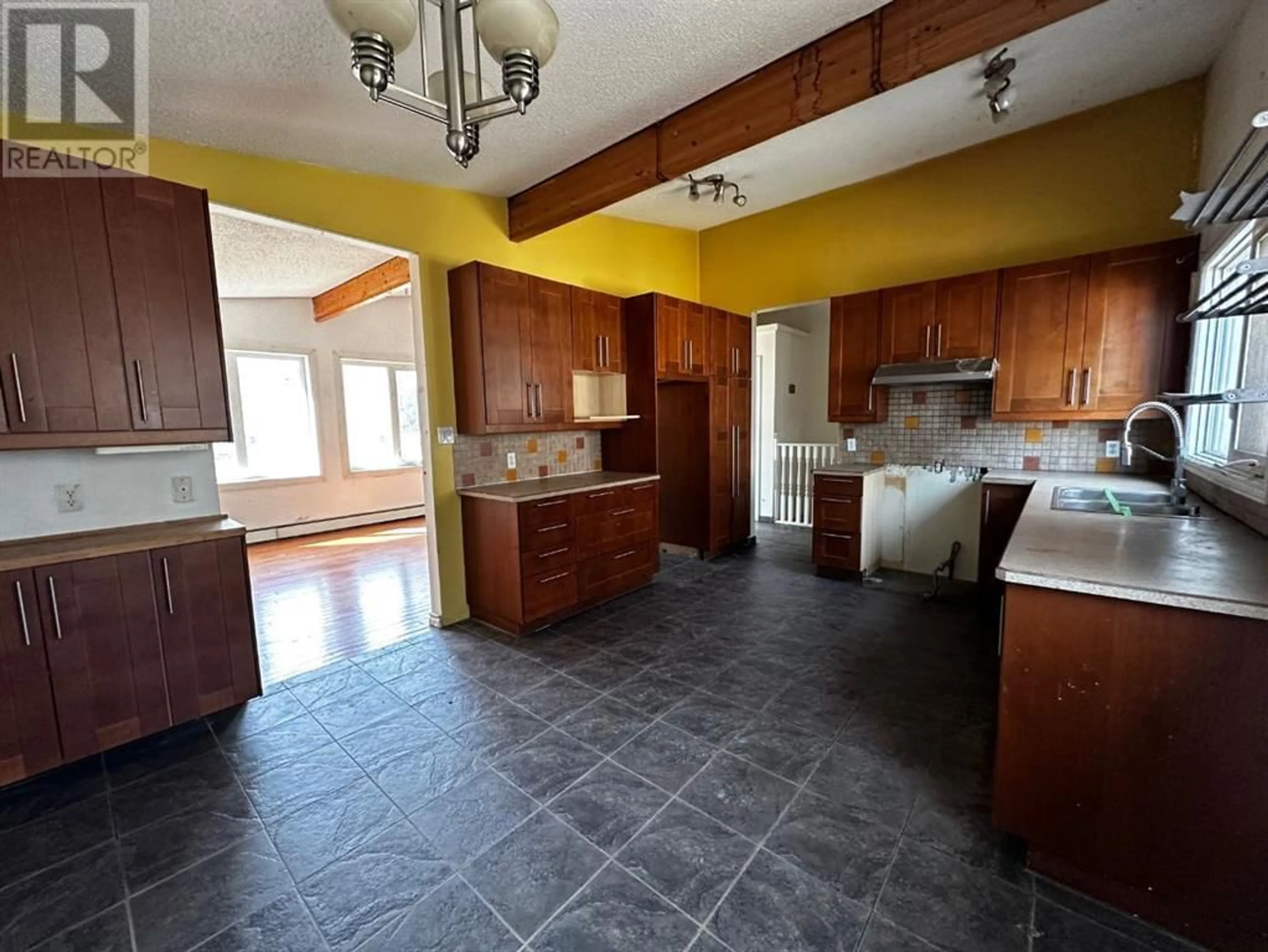 Kitchen for 60 Biggs Avenue, Fort McMurray Alberta T9H1M1