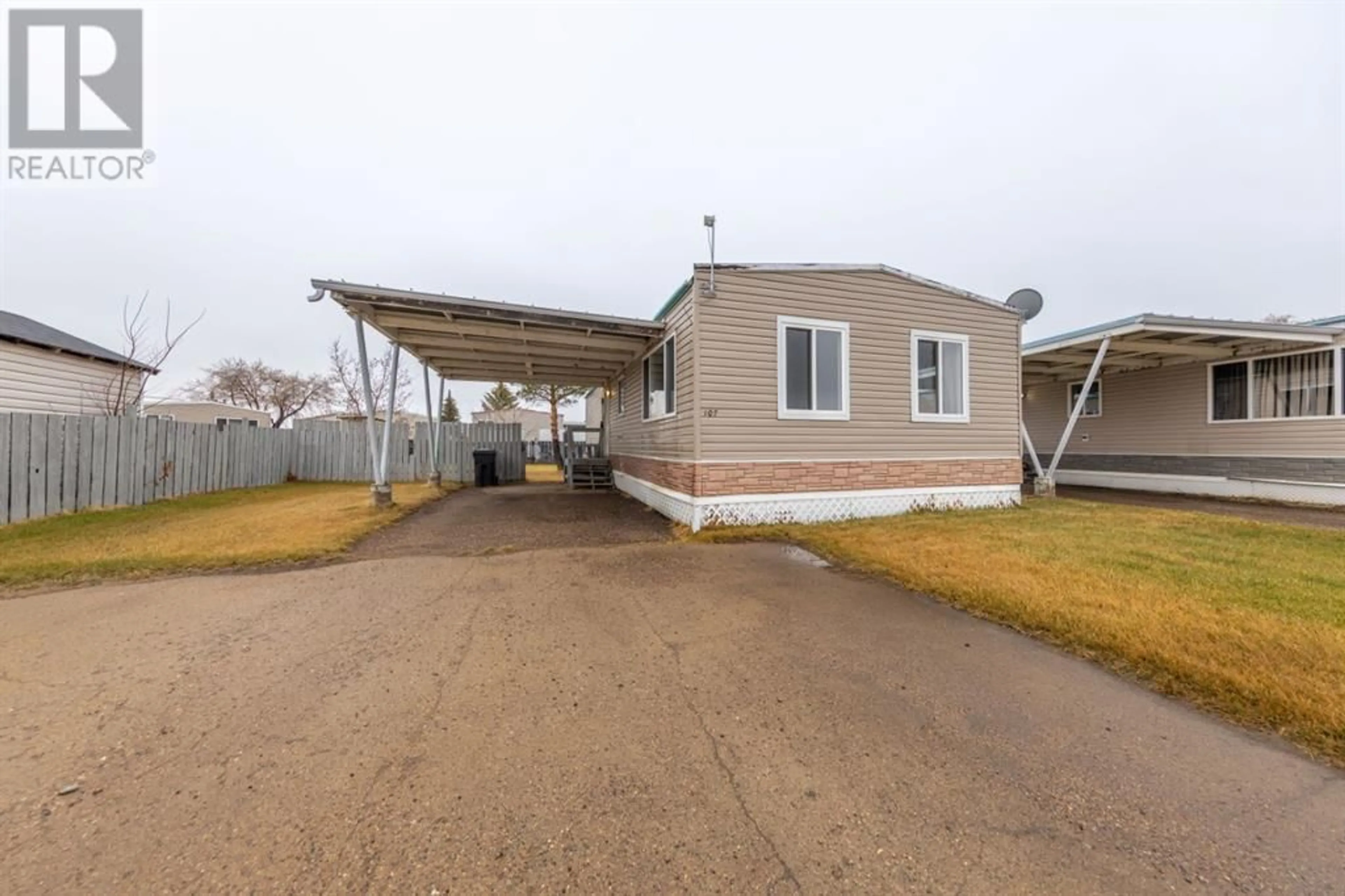 A pic from exterior of the house or condo for 107 5308 57 Street, Lloydminster Alberta T9V3N5
