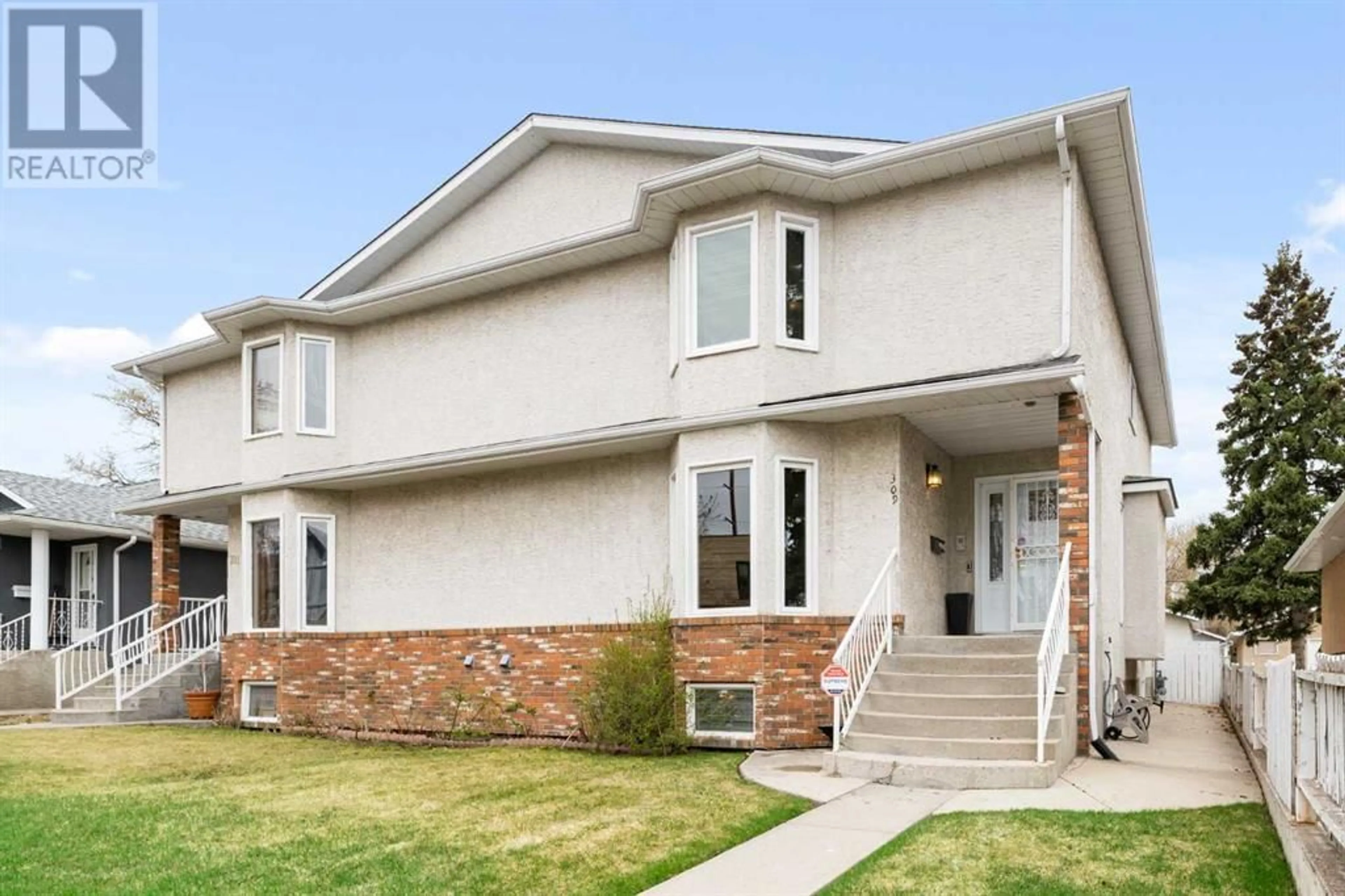A pic from exterior of the house or condo for 309 32 Avenue NE, Calgary Alberta T2E2H1