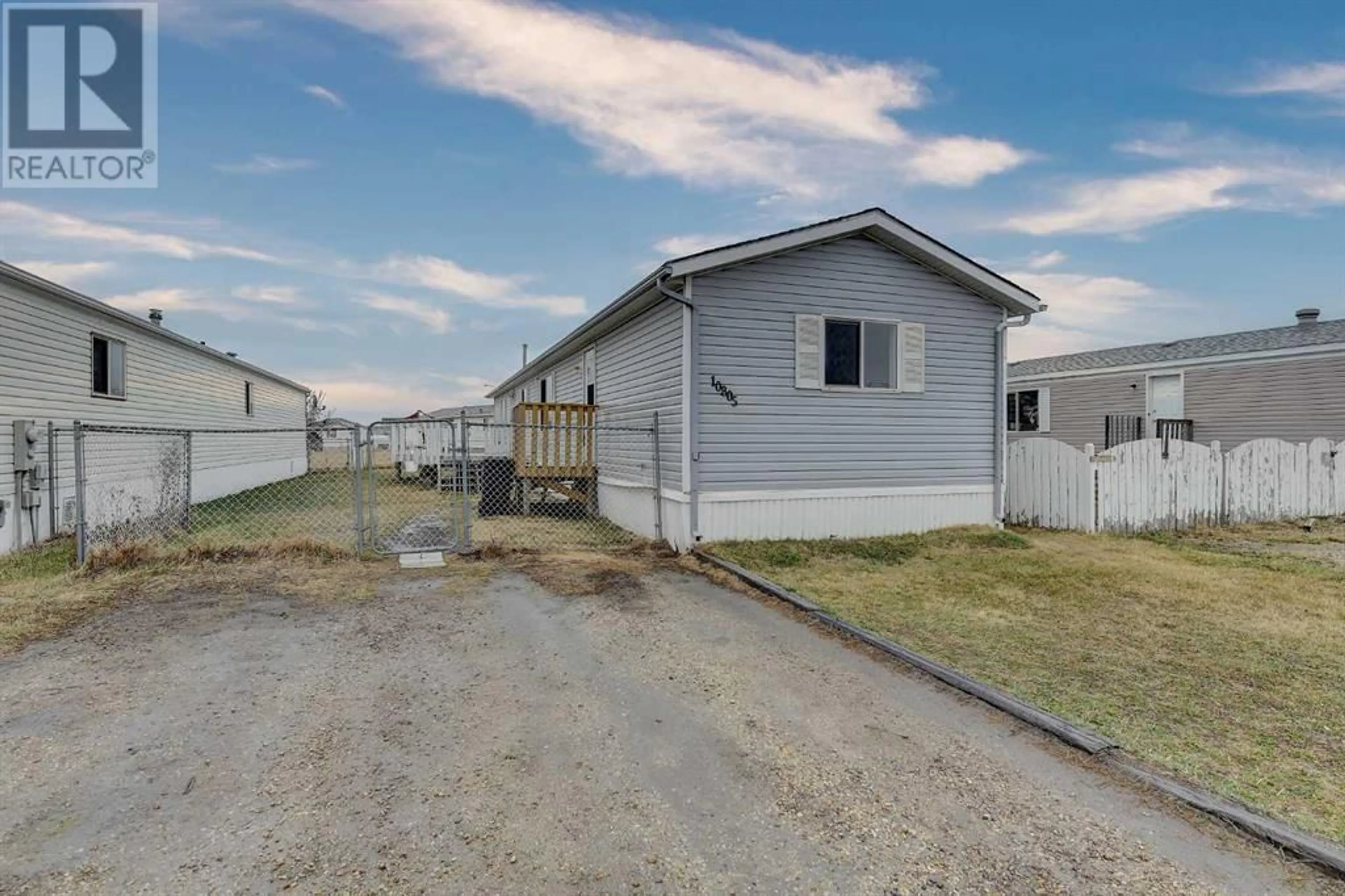 A pic from exterior of the house or condo for 10805 98 Street, Clairmont Alberta T0H0W4