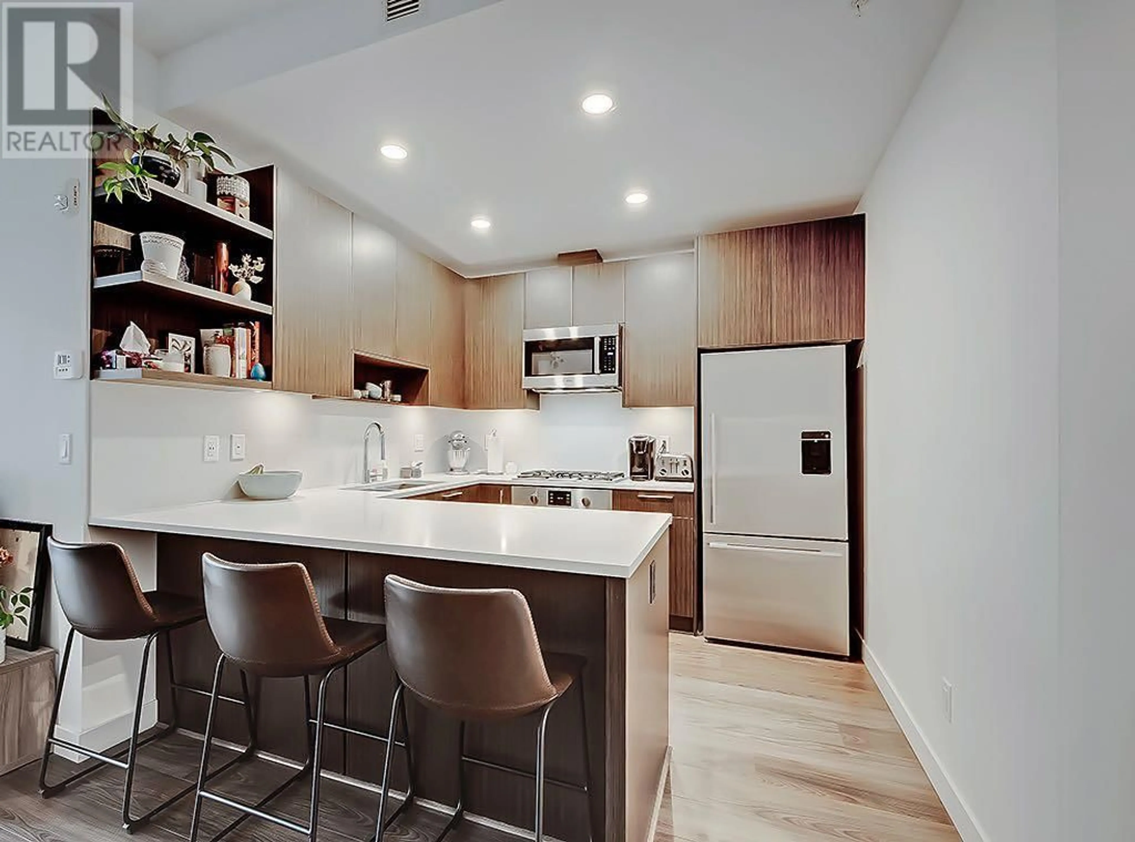 Contemporary kitchen for 216 88 9 Street NE, Calgary Alberta T2E4E1