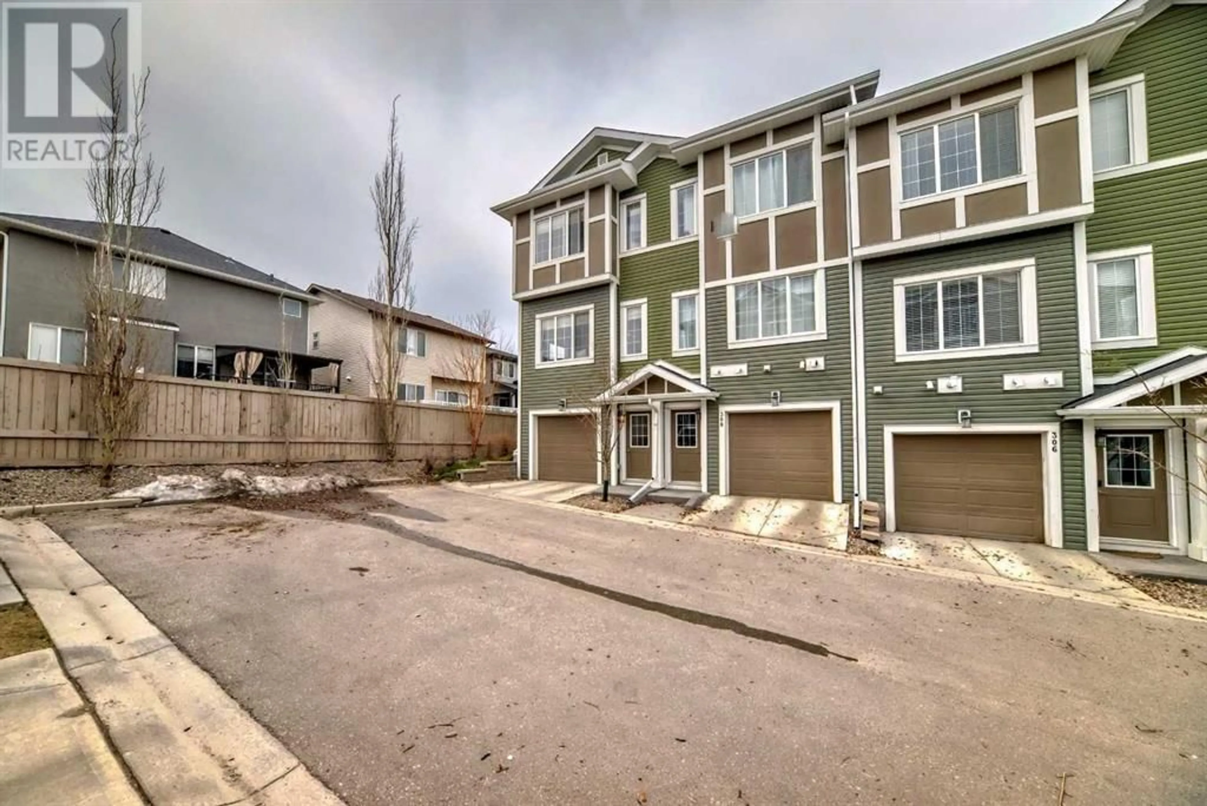 A pic from exterior of the house or condo for 310 Evansridge Common NW, Calgary Alberta T3P0P3