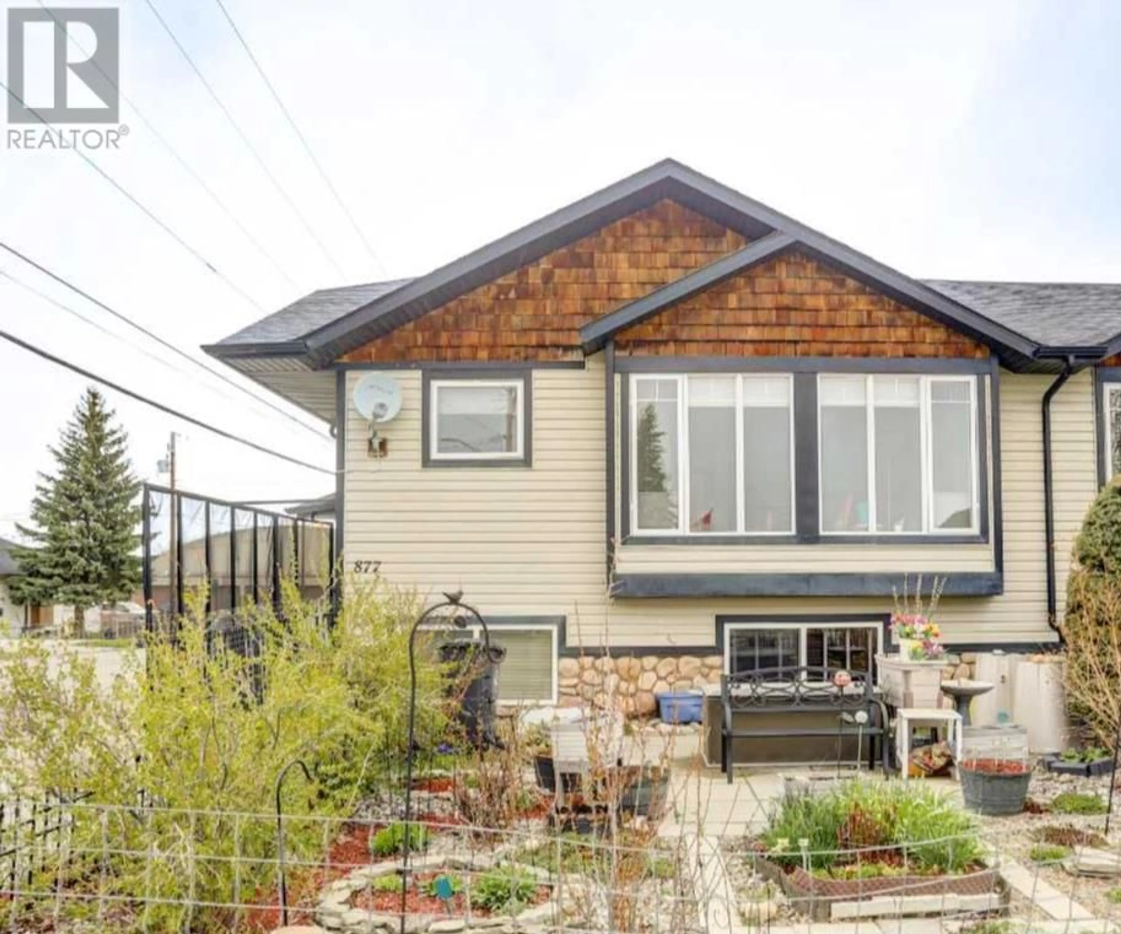 Frontside or backside of a home for 877 Kettles Street, Pincher Creek Alberta T0K1W0