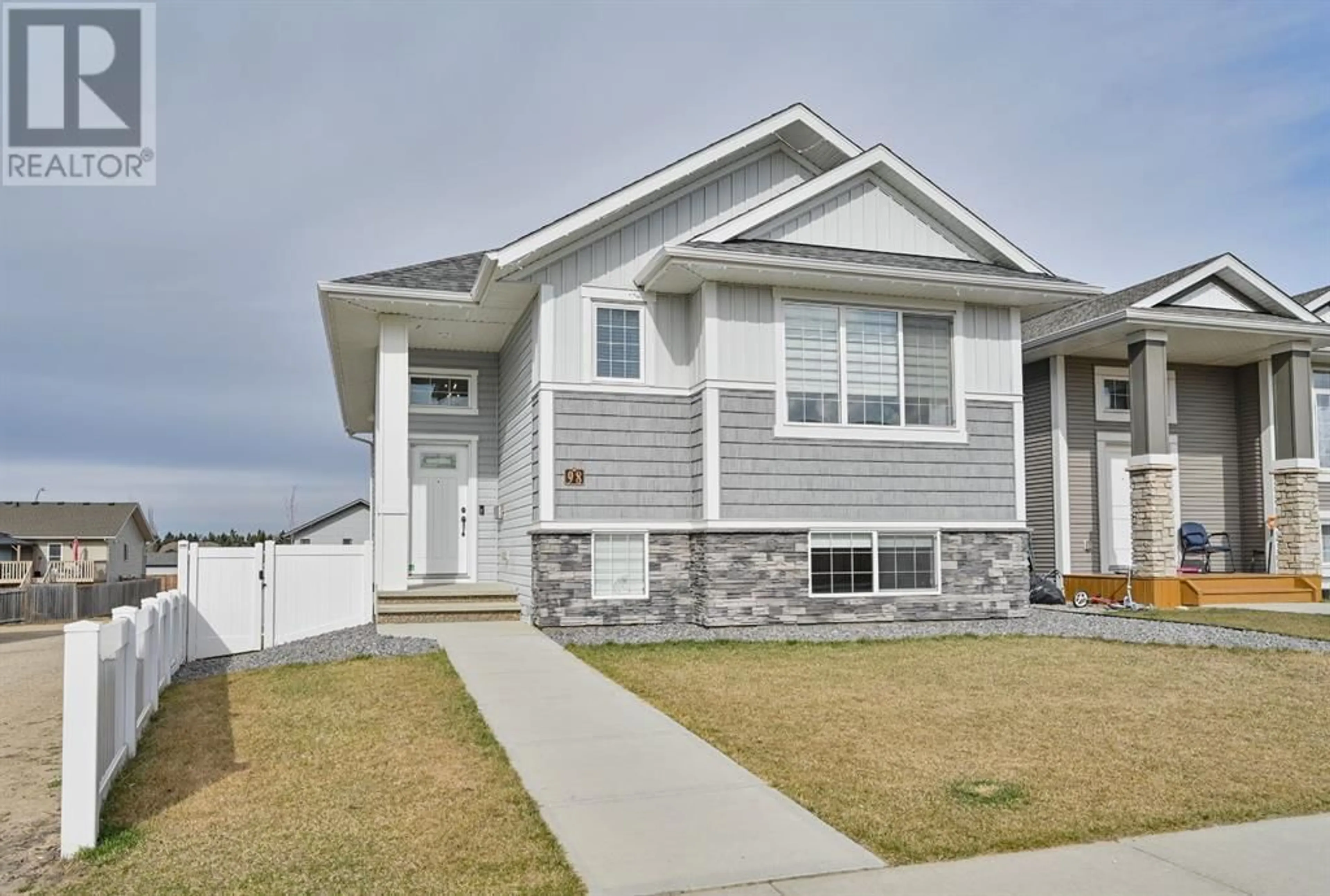 Frontside or backside of a home for 98 Truant Crescent, Red Deer Alberta T4P0S6