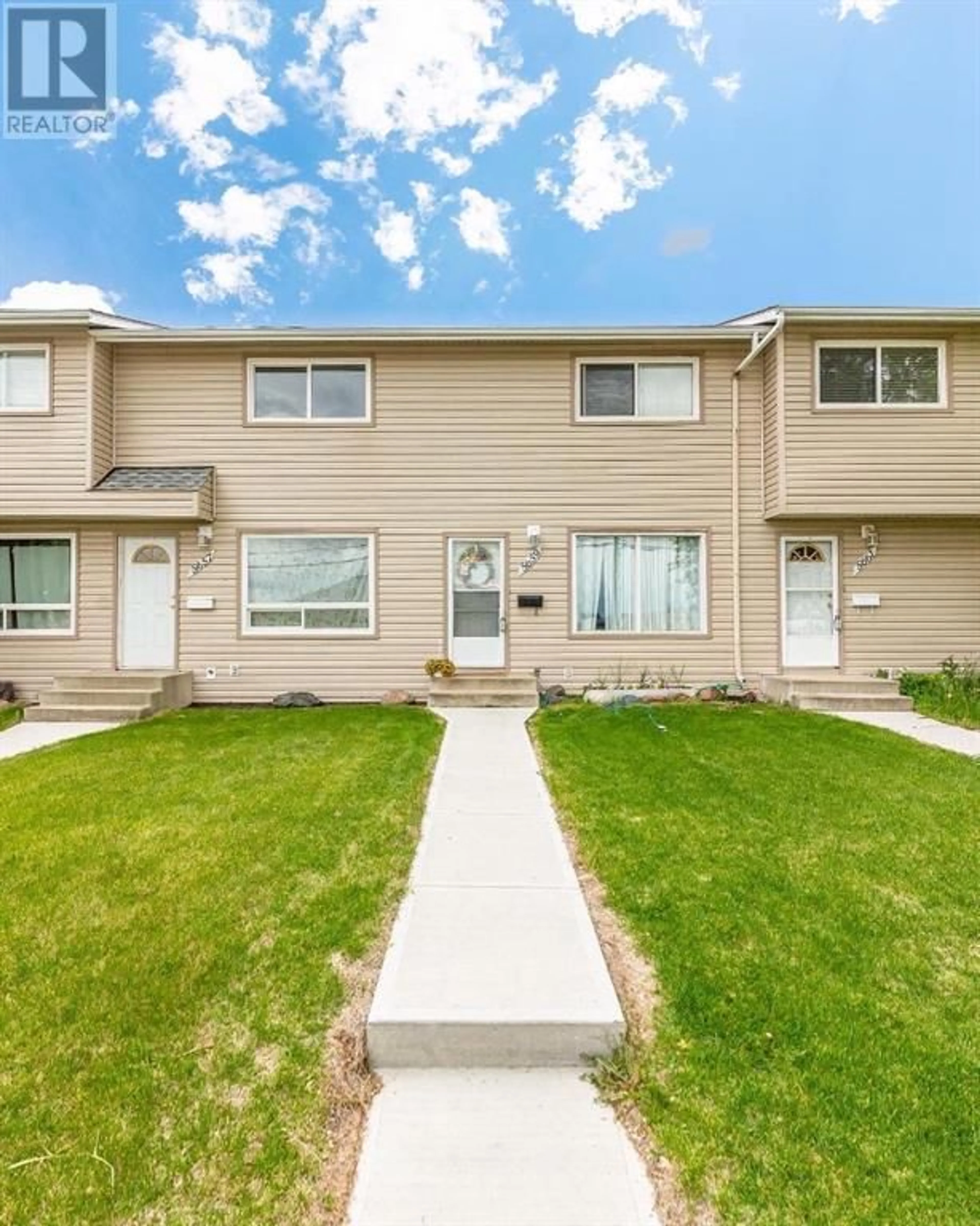 A pic from exterior of the house or condo for 5659 43 Street, Lloydminster Alberta T9V1C7