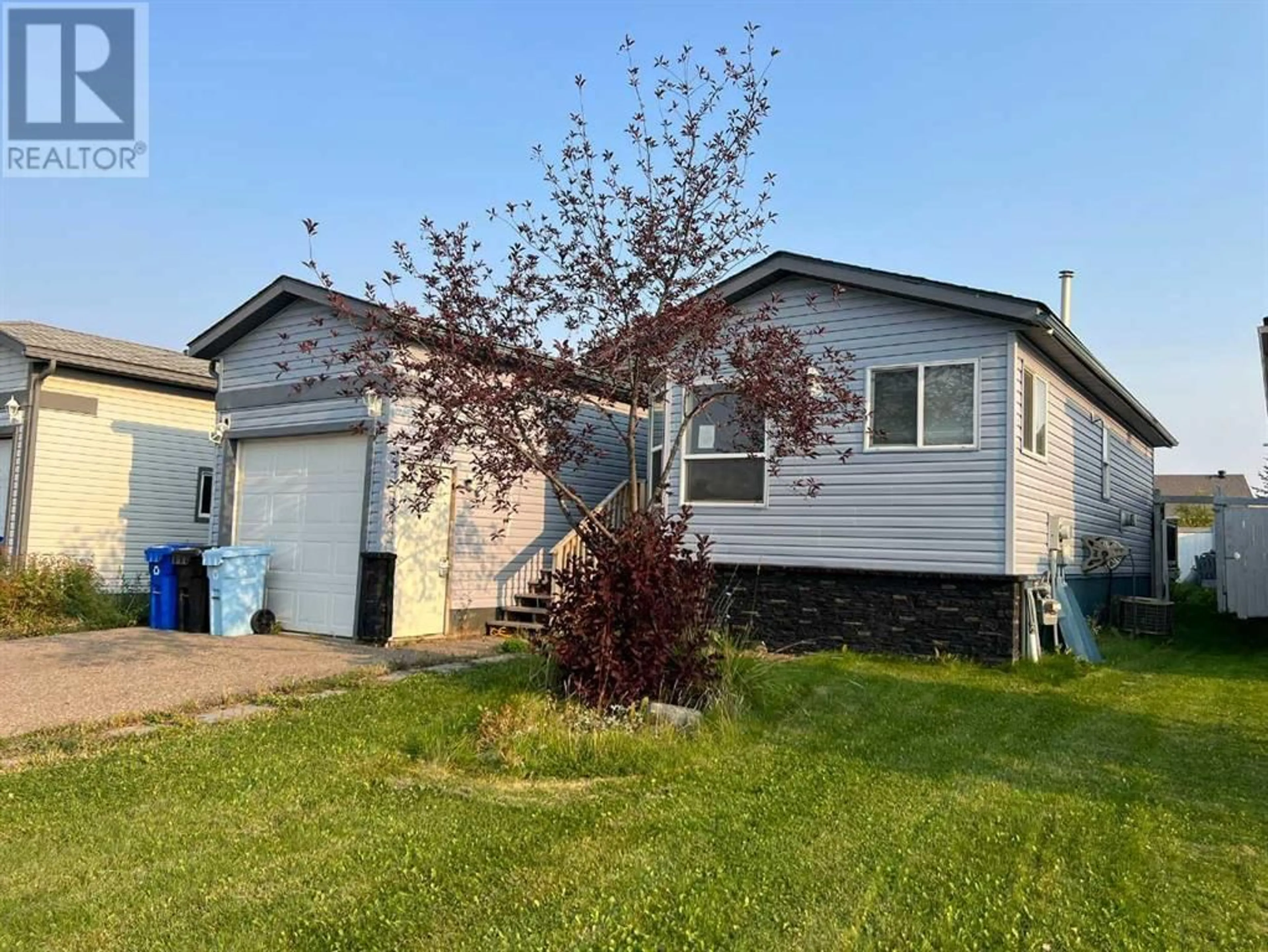 Frontside or backside of a home for 533 Mckinlay Crescent, Fort McMurray Alberta T9K2R6