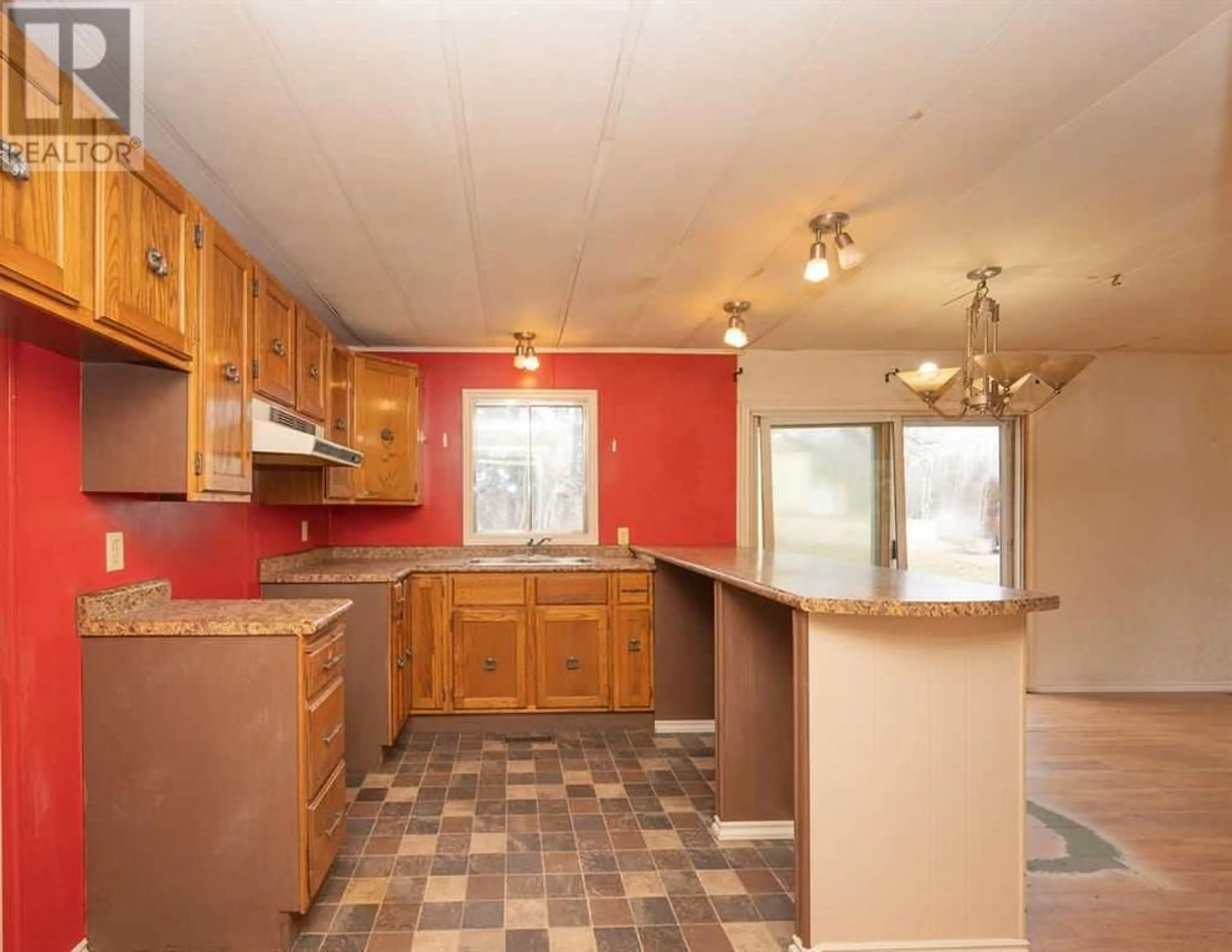 Kitchen for 644052 Highway 831, Rural Athabasca County Alberta T0A0M0