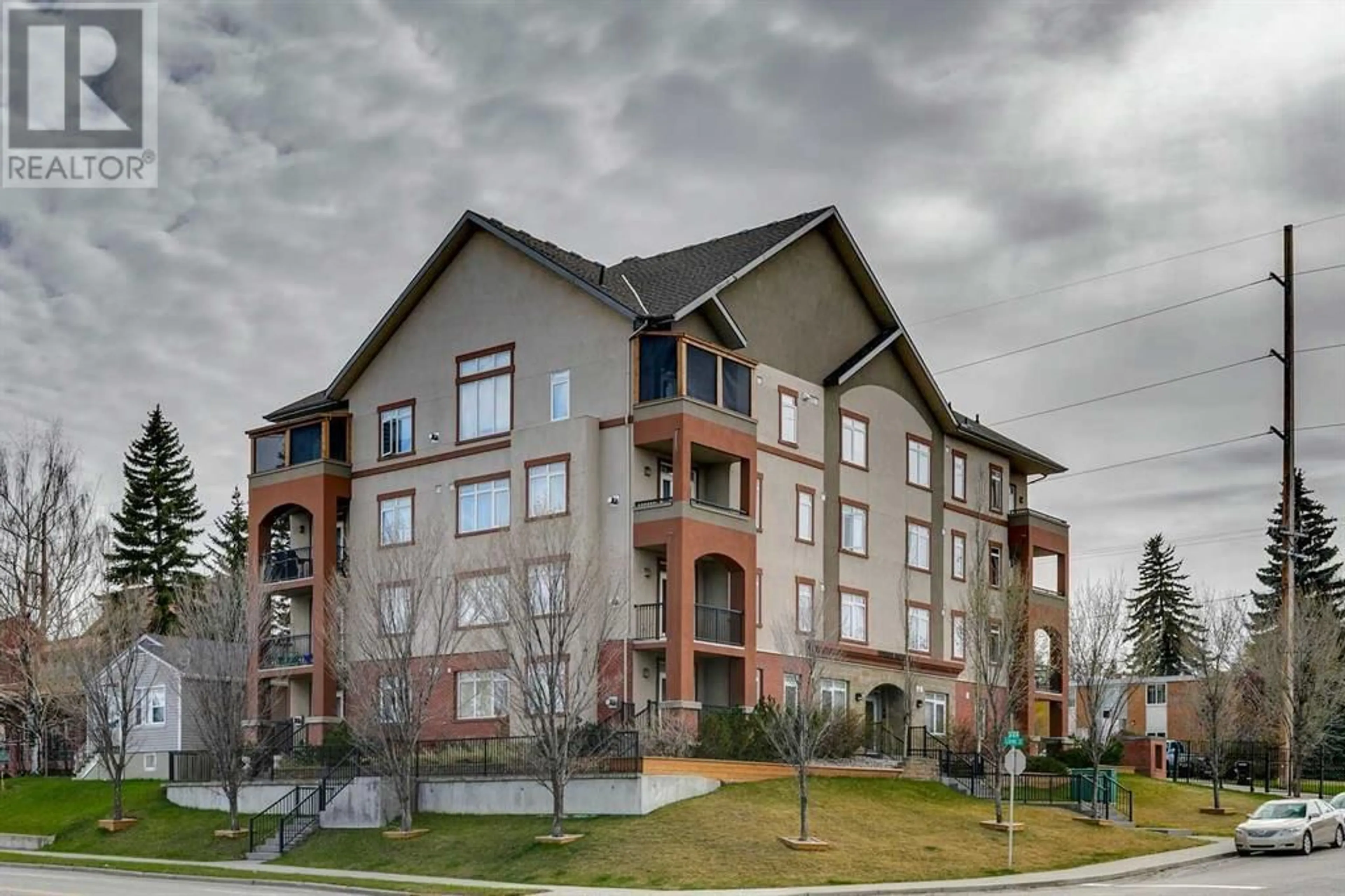 A pic from exterior of the house or condo for 402 2419 Centre Street NW, Calgary Alberta T2E2T8