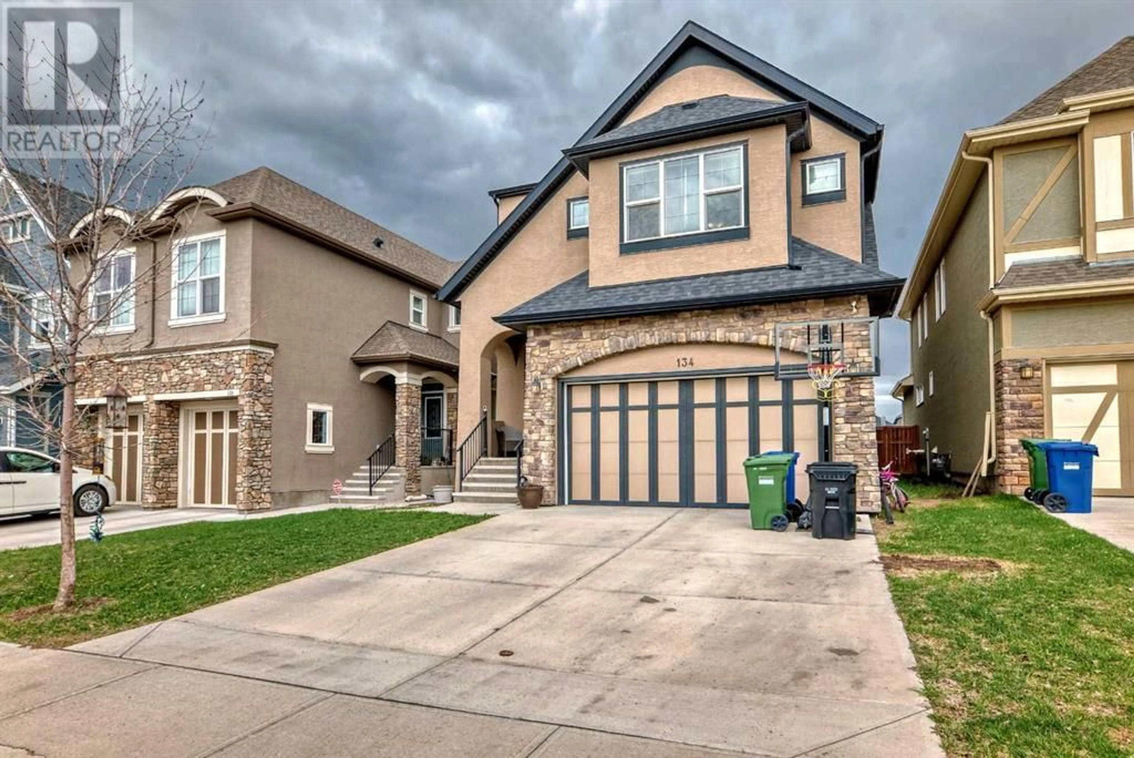 Frontside or backside of a home for 134 Mahogany Passage SE, Calgary Alberta T3M2K4