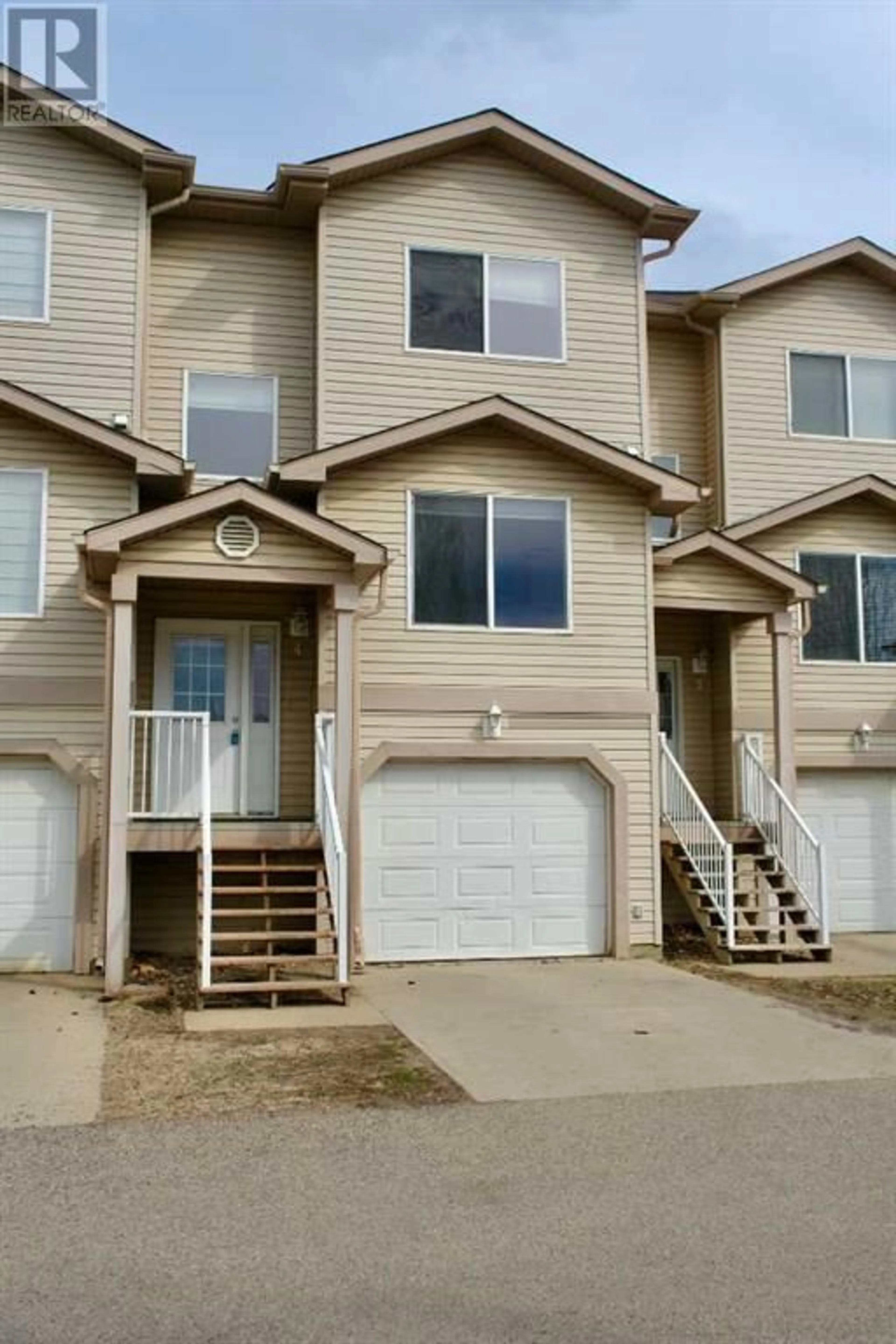 A pic from exterior of the house or condo for 4 200 Arabian Drive, Fort McMurray Alberta t9h5s2