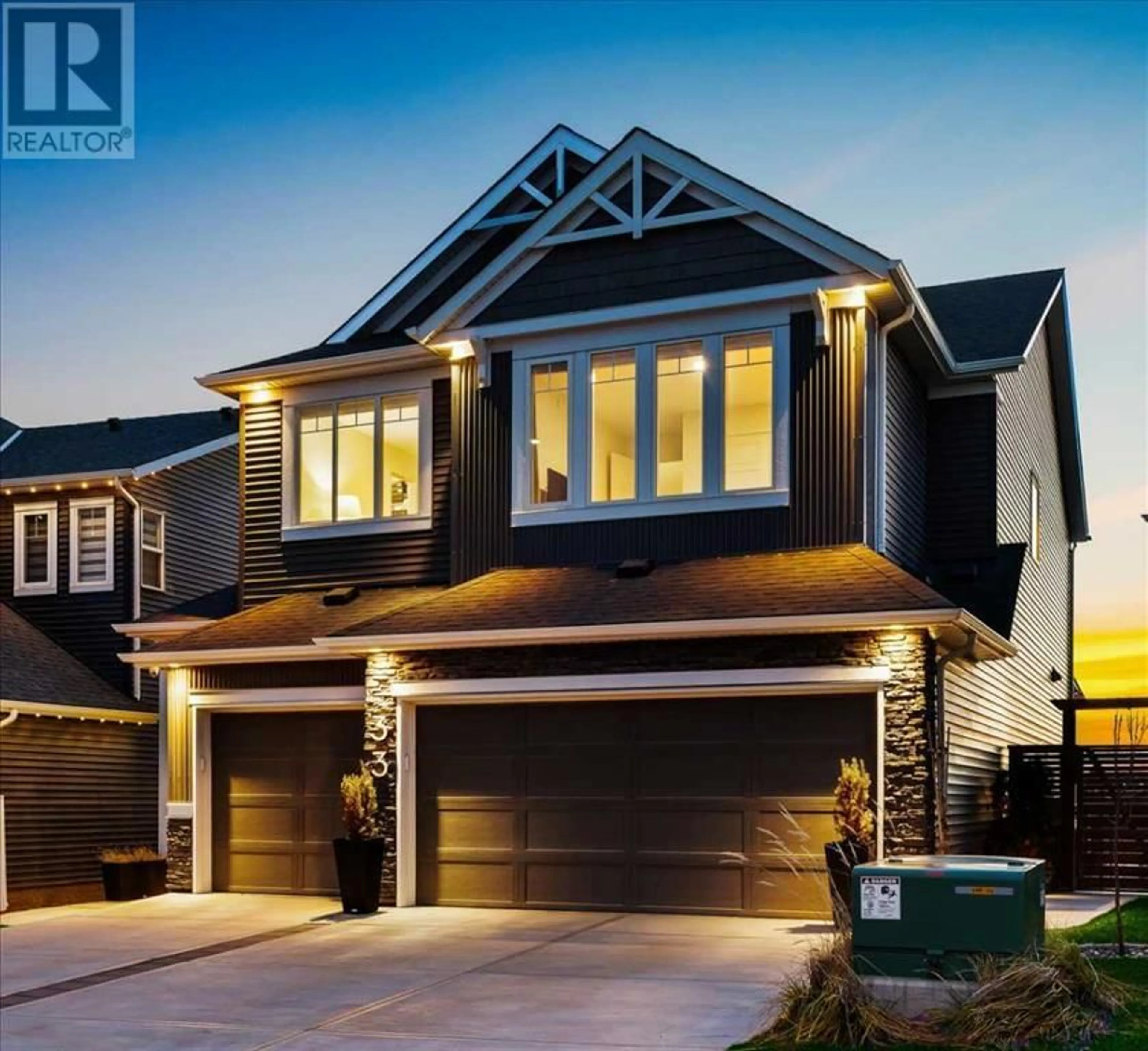 Frontside or backside of a home for 33 Lucas Cove NW, Calgary Alberta T3P1M4