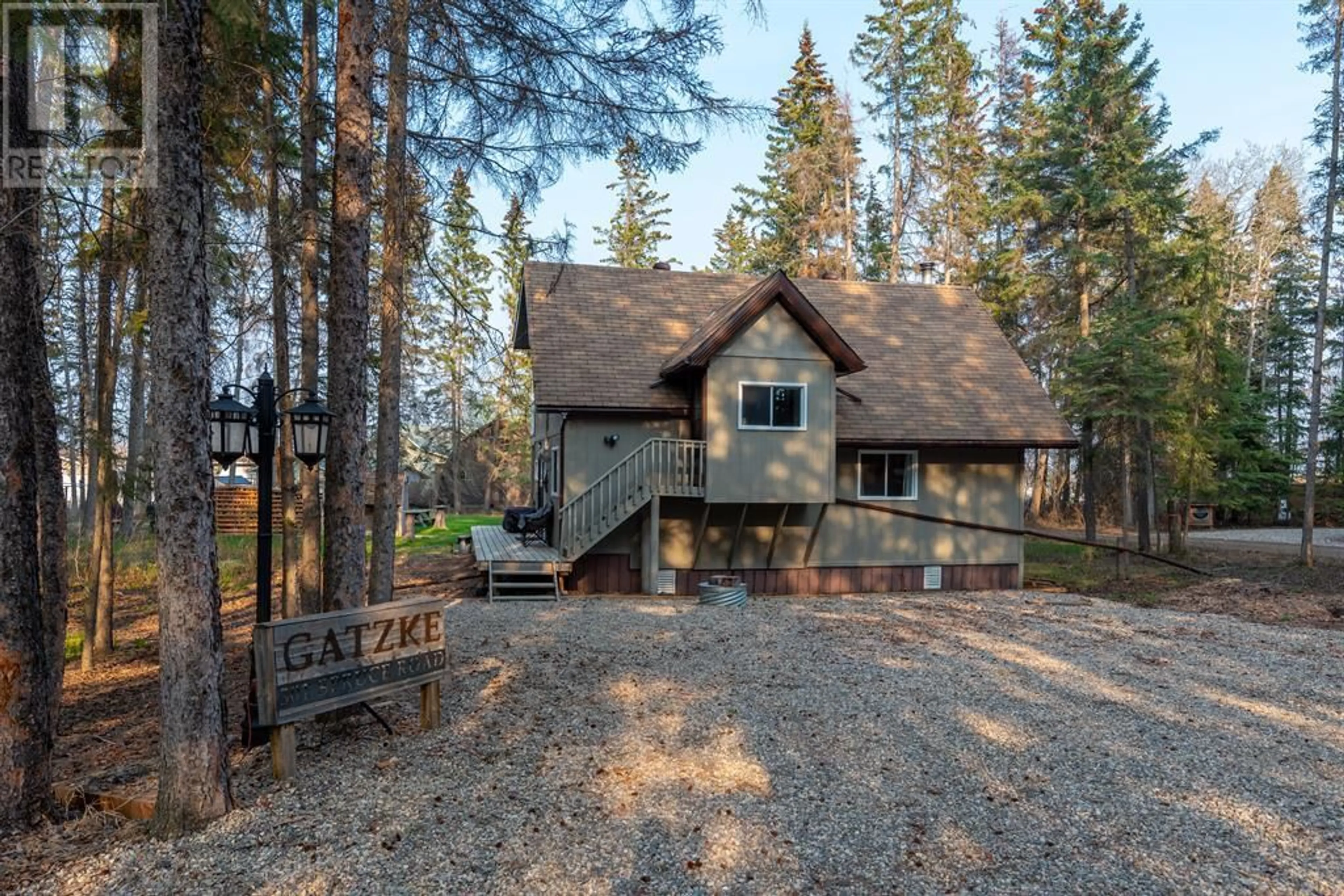 Cottage for 301 Spruce Road, Livelong Saskatchewan S0M1J0