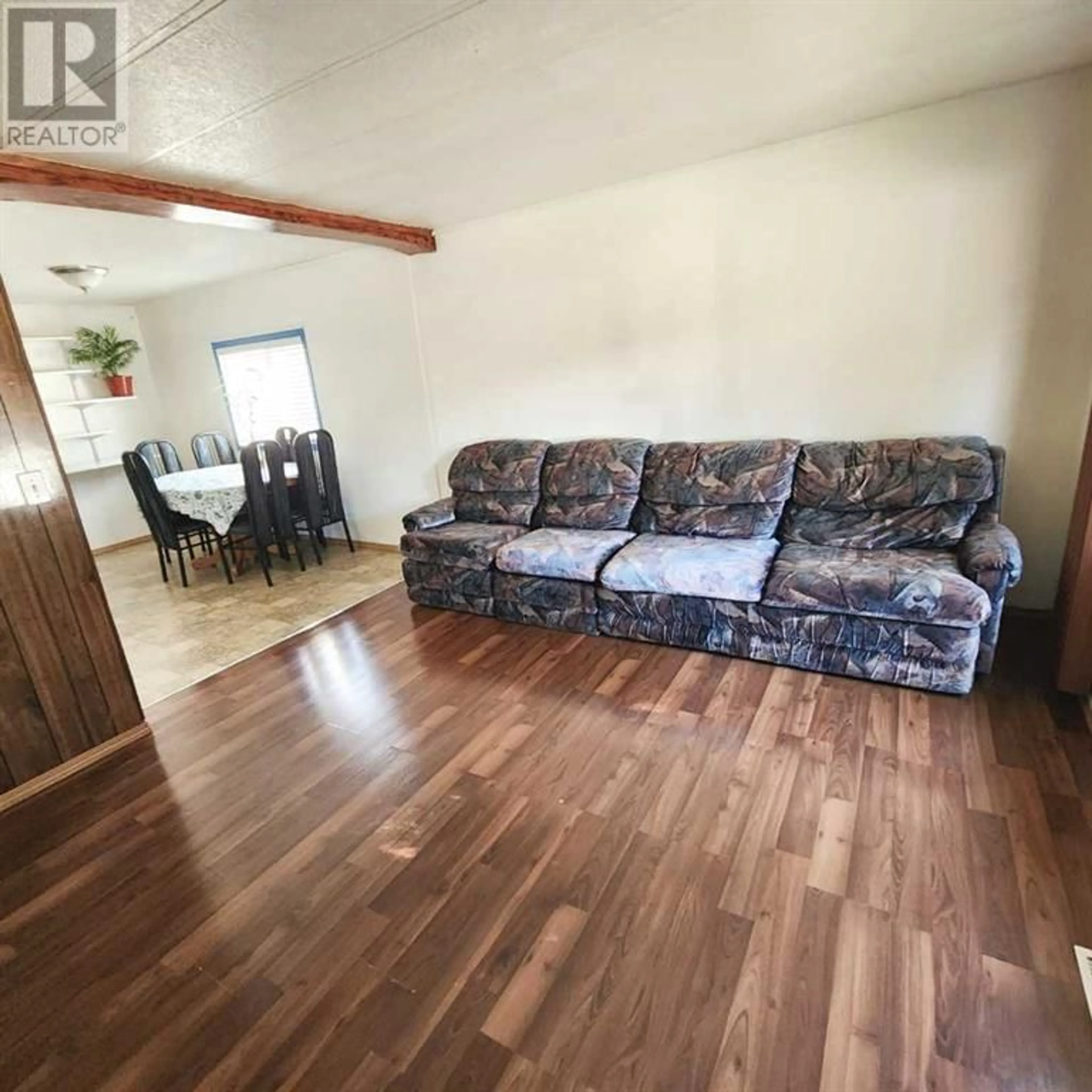 Living room for 5303 54 Street, Taber Alberta T1G1L9
