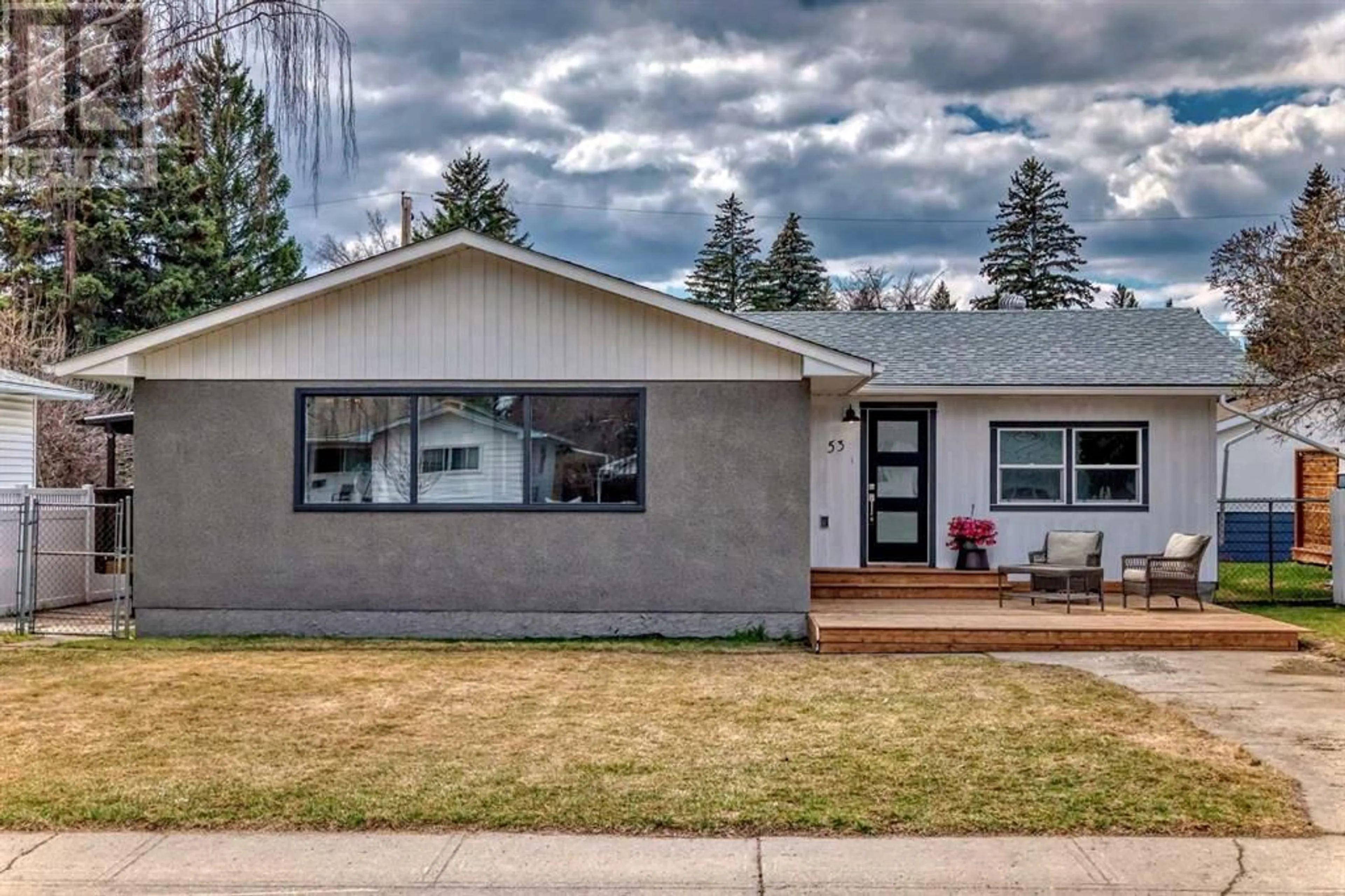 Home with vinyl exterior material for 53 Haverhill Road SW, Calgary Alberta T2V3E4