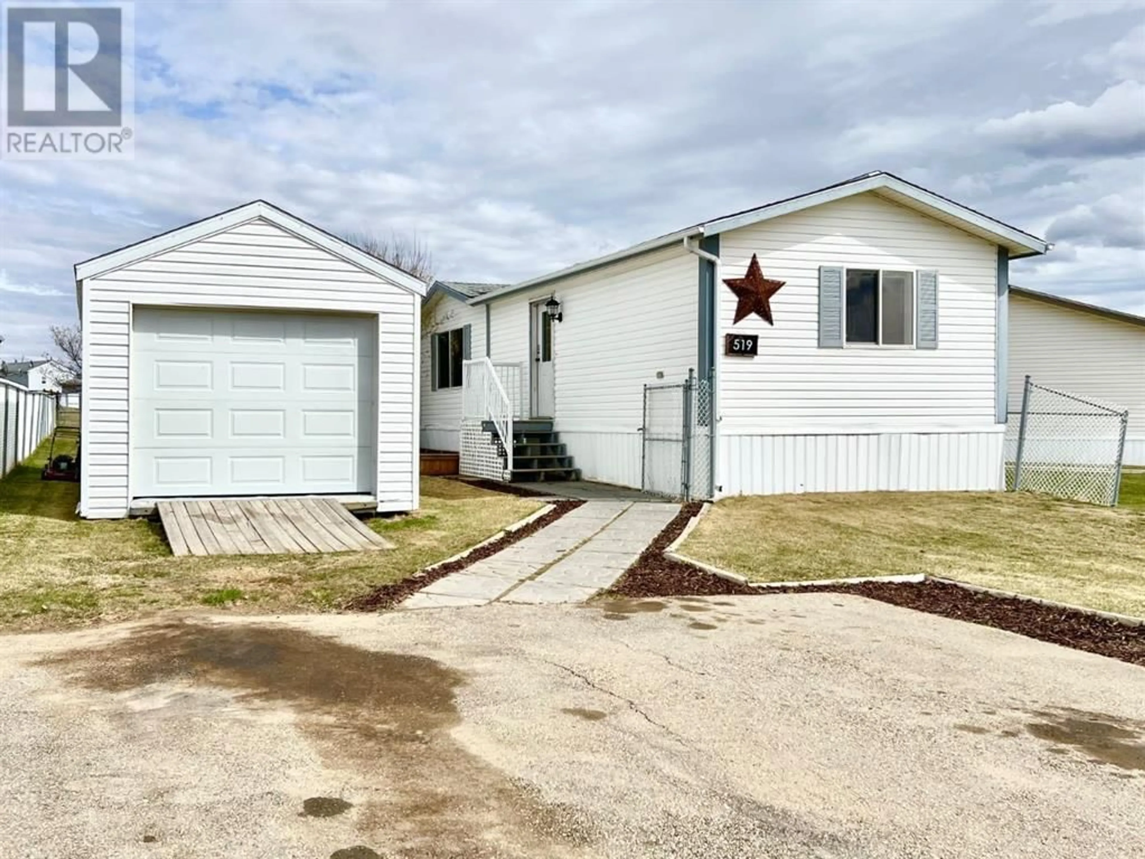 A pic from exterior of the house or condo for 519 Kimble Street, Rural Grande Prairie No. 1, County of Alberta T8W5K5