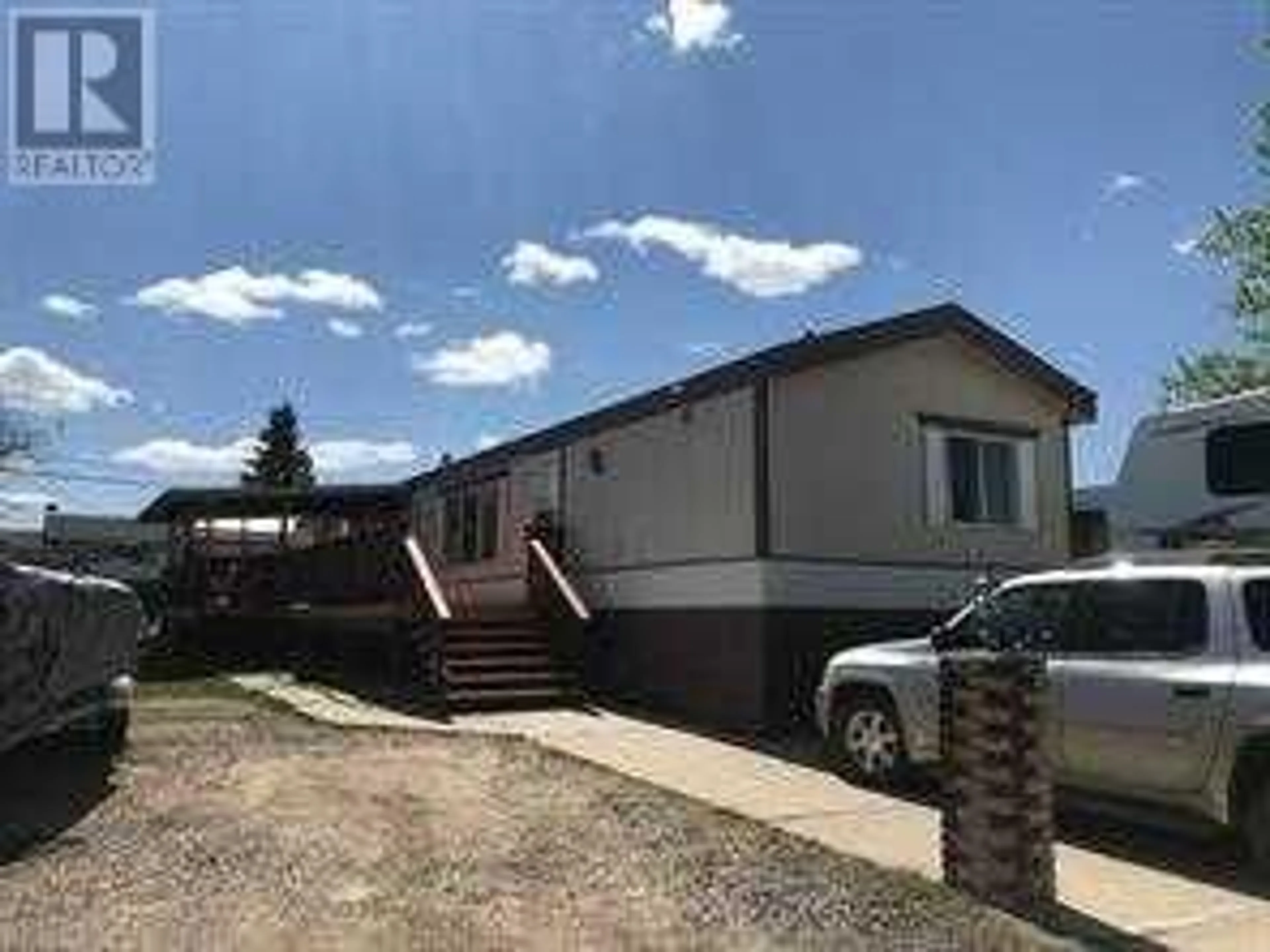 A pic from exterior of the house or condo for 407 9 Street, Fox Creek Alberta T0H1P0