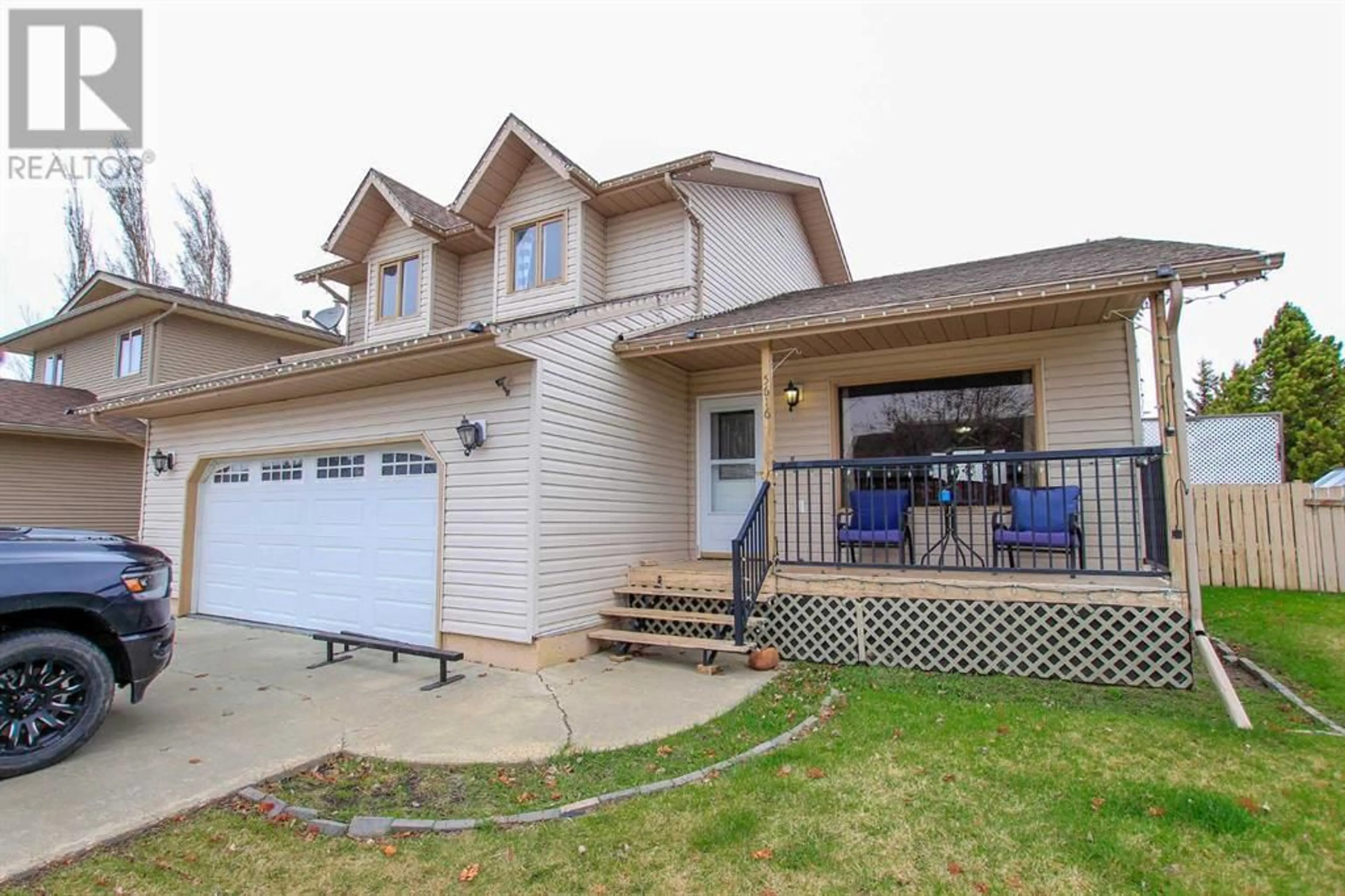 A pic from exterior of the house or condo for 5616 52 StreetClose, Eckville Alberta T0M0X0