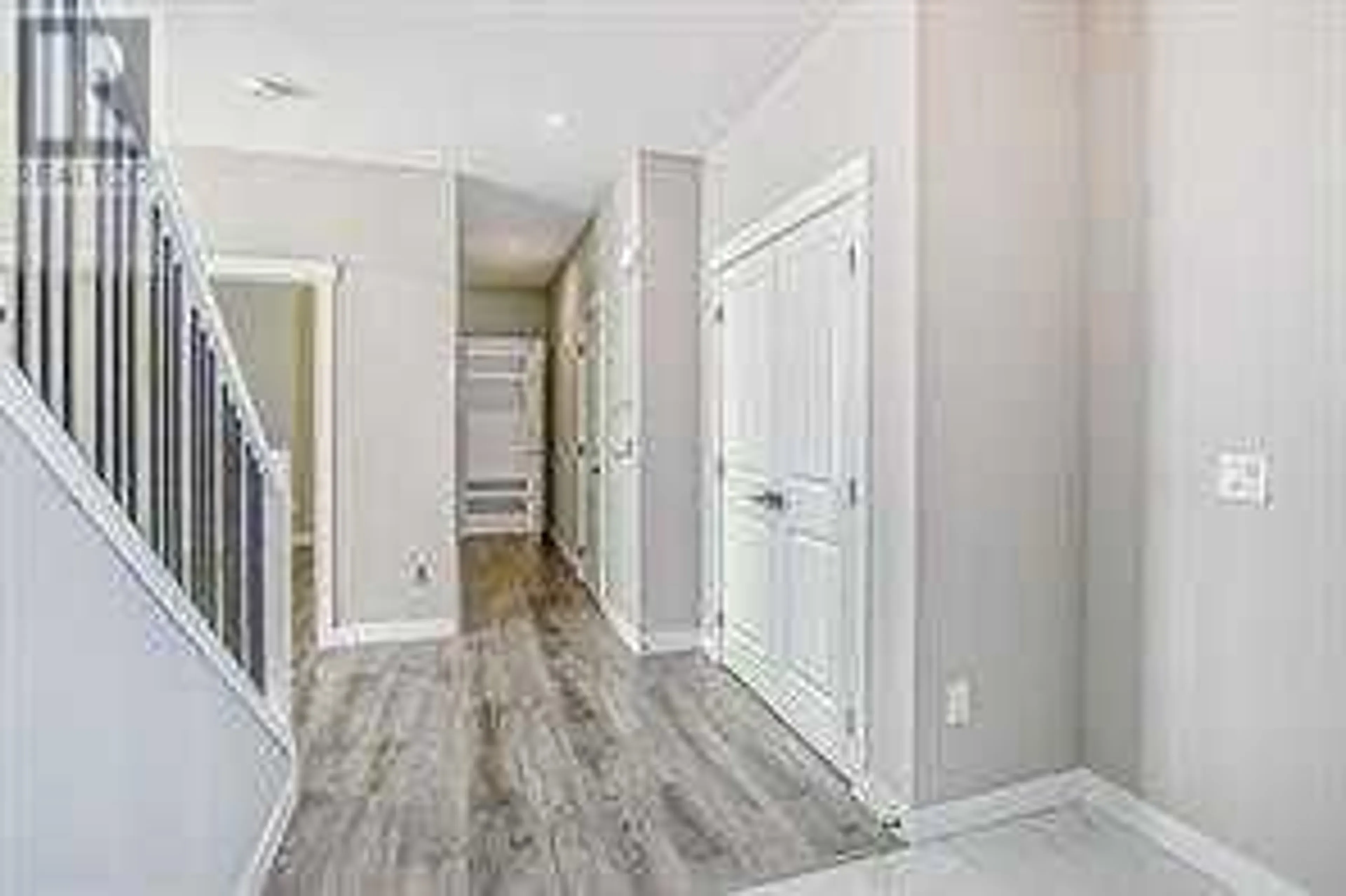Indoor entryway for 1409 Price Close, Carstairs Alberta T0M0N0