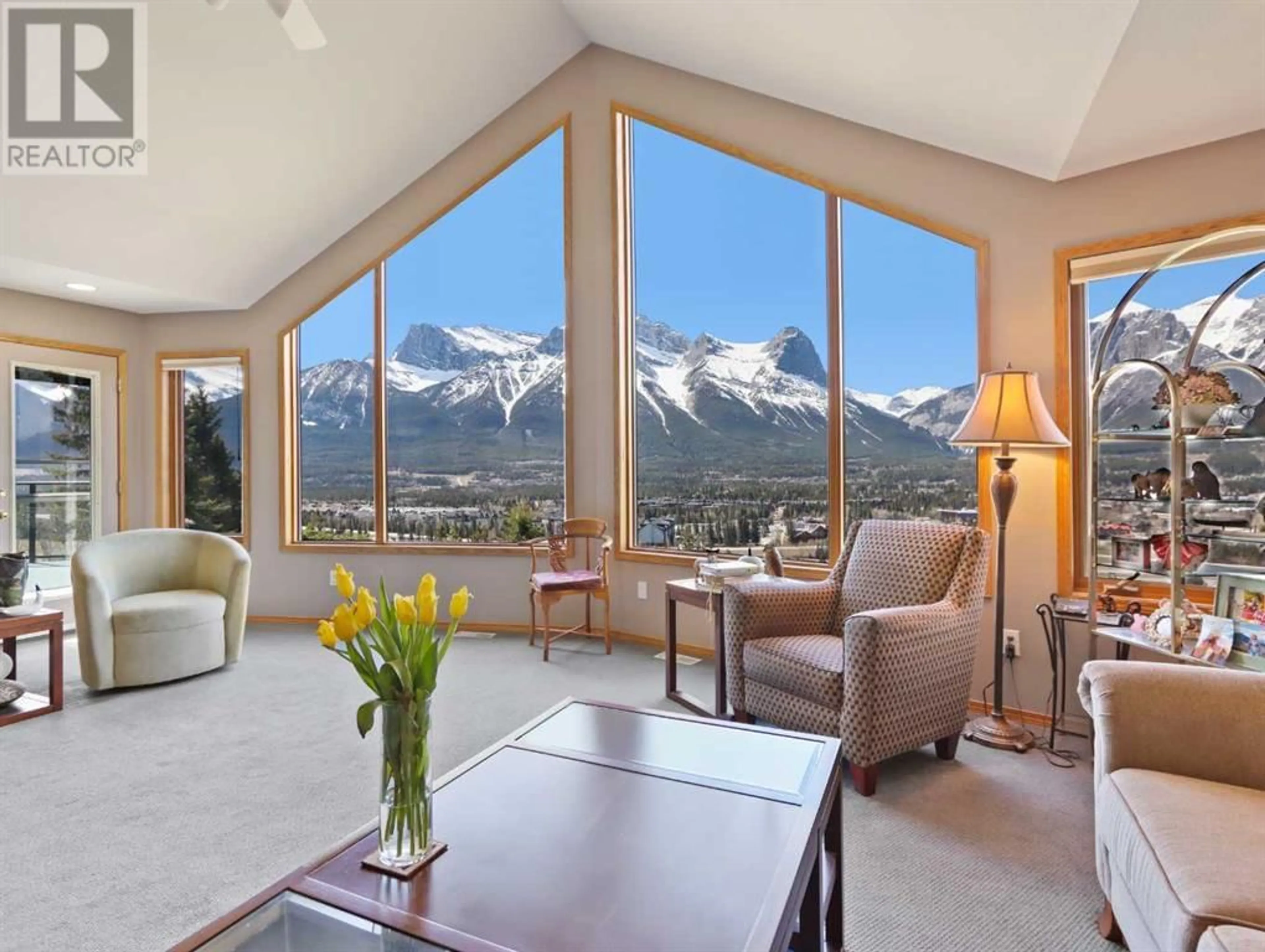 Living room for 119 Benchlands Terrace, Canmore Alberta T1W1G2