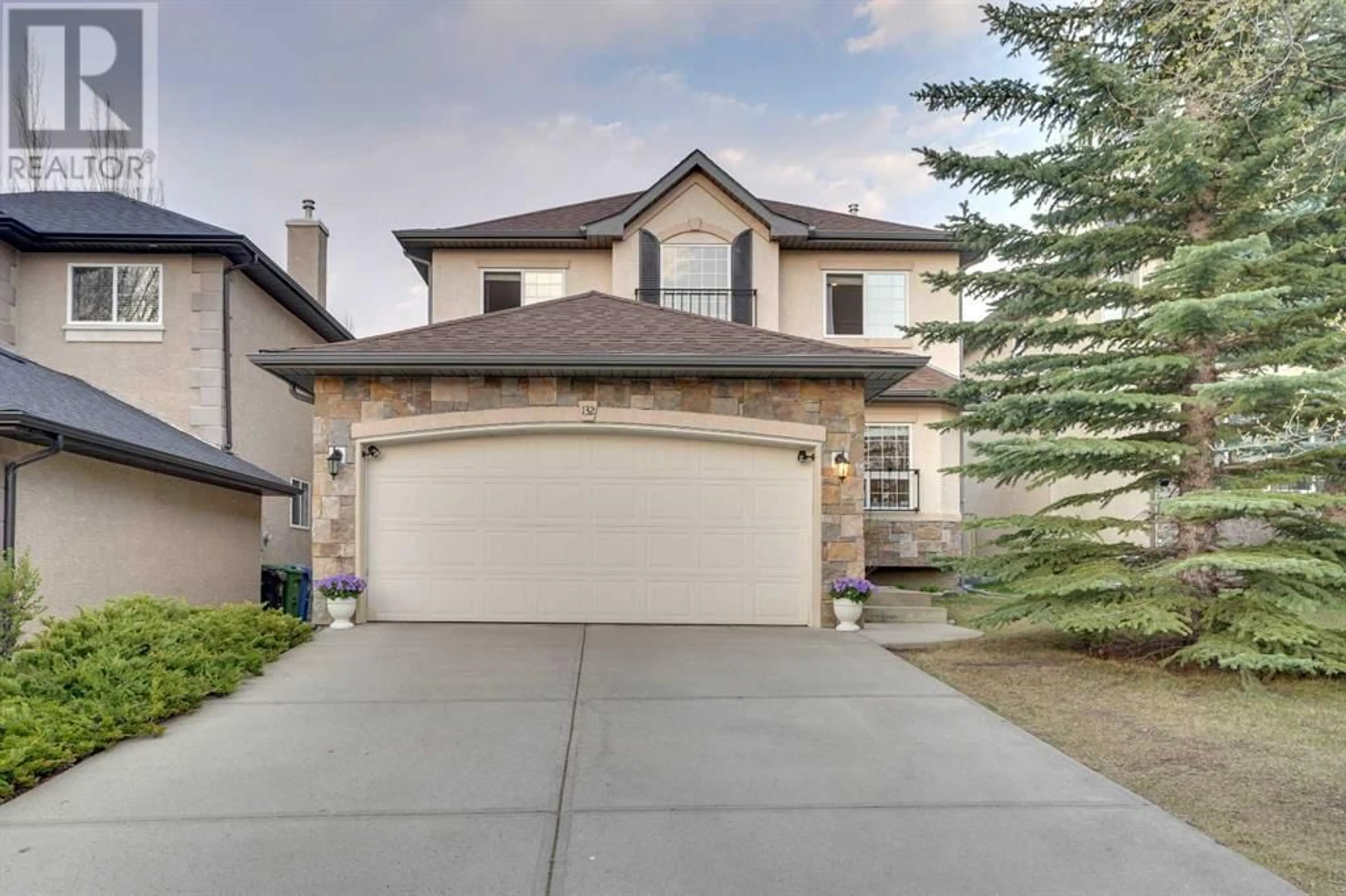 Frontside or backside of a home for 132 Evergreen Heights SW, Calgary Alberta T2Y3Y8