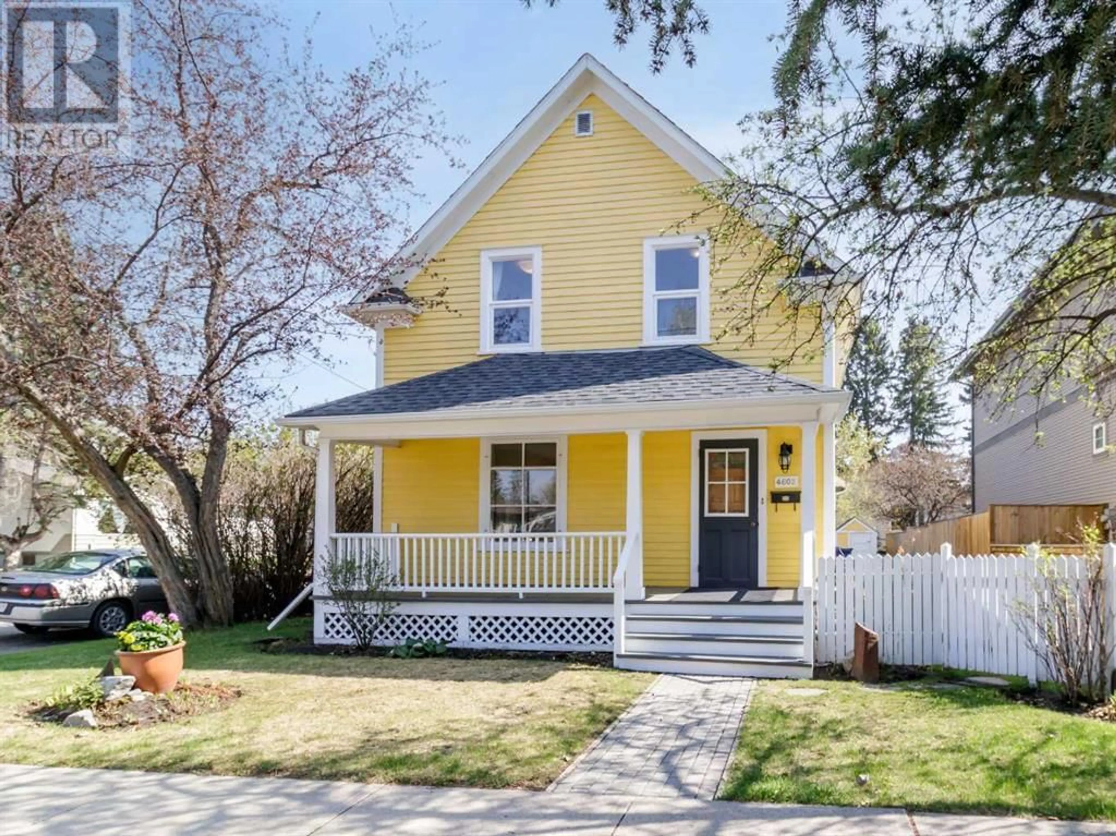 Cottage for 4603 45 Street, Red Deer Alberta T4N1K3