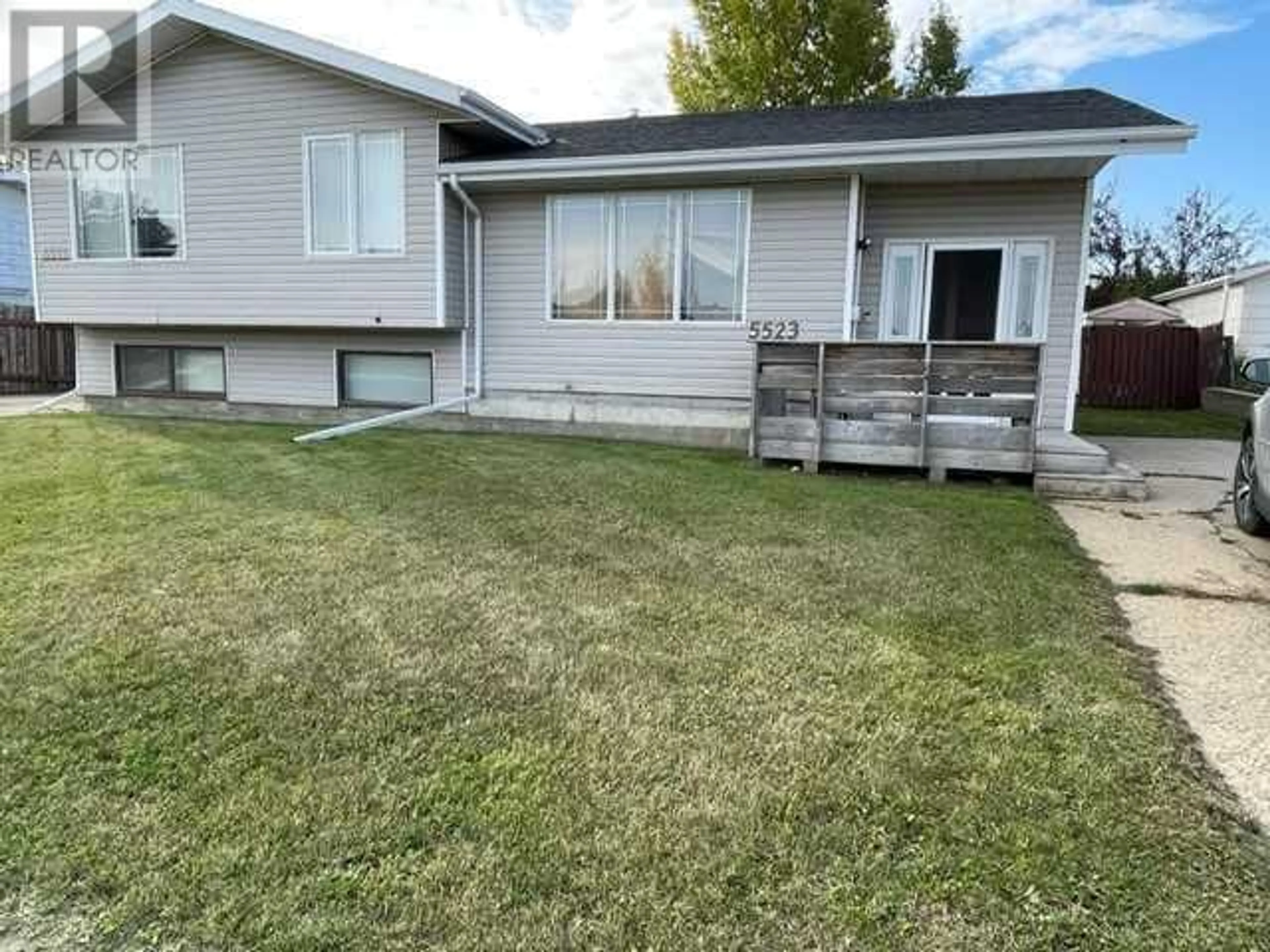 Frontside or backside of a home for 5523 31 Street, Lloydminster Alberta T9V1R9