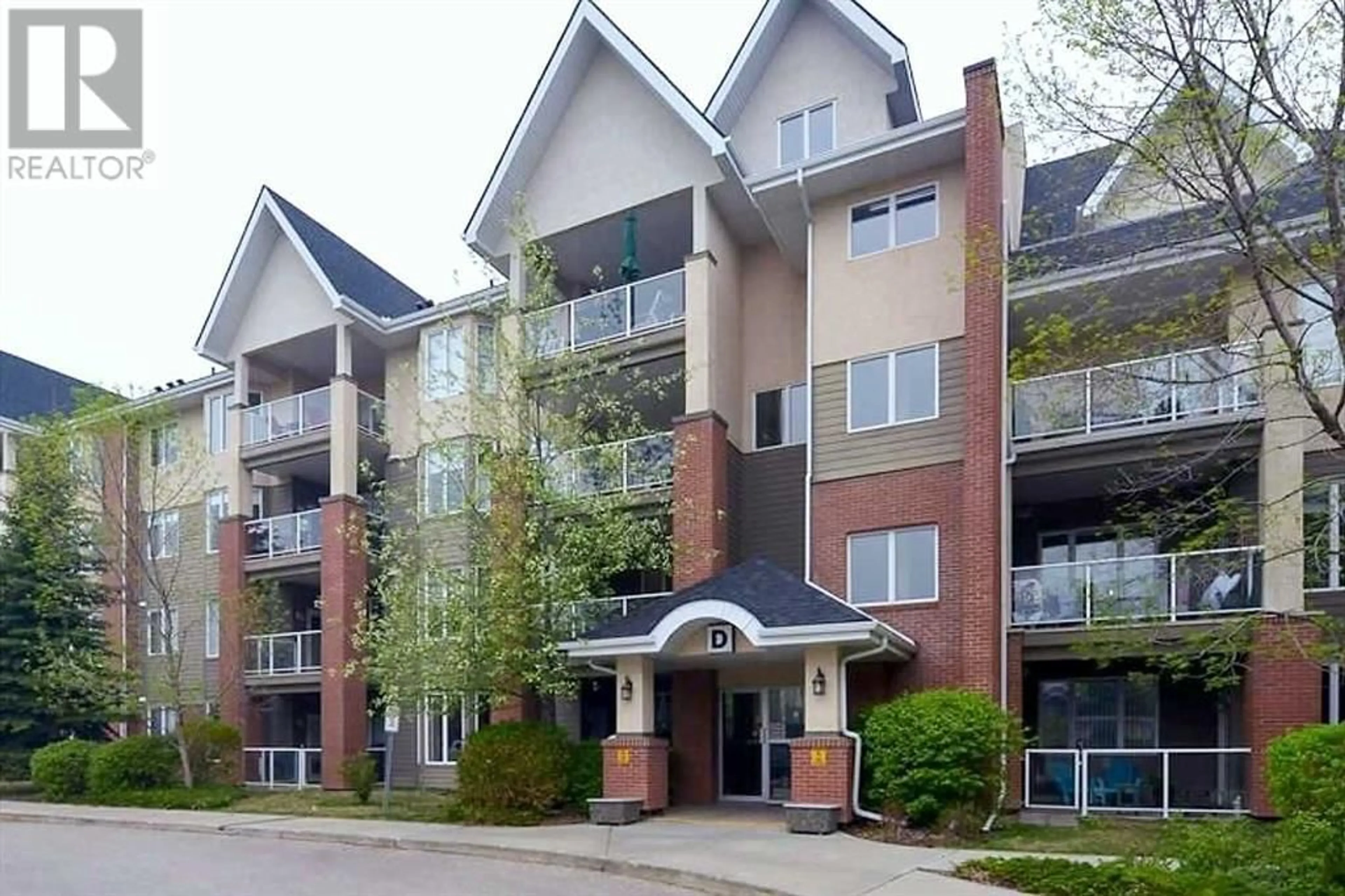A pic from exterior of the house or condo for 264 15 Everstone Drive SW, Calgary Alberta T2Y5B5