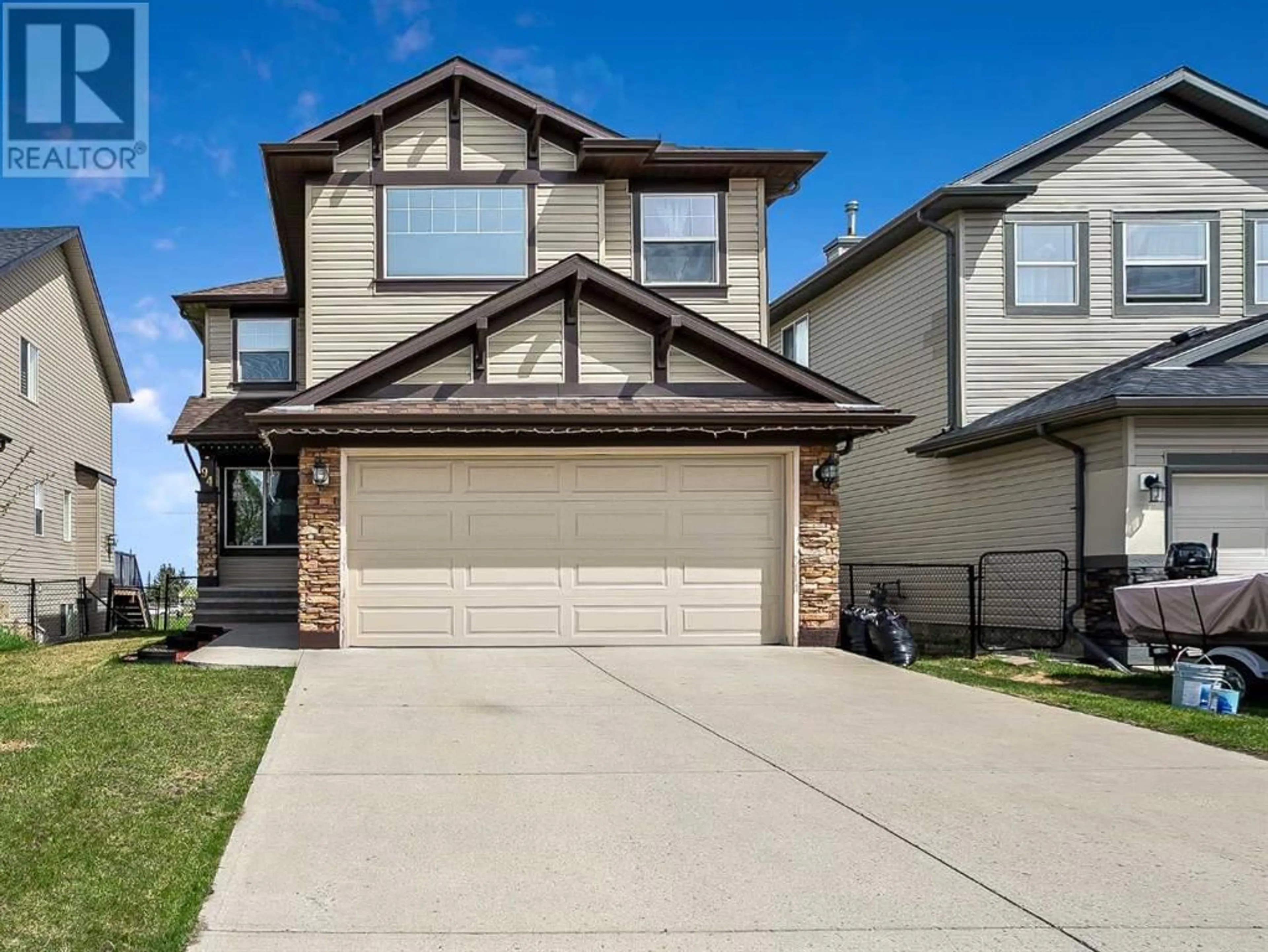 Frontside or backside of a home for 94 Bridlecrest Boulevard SW, Calgary Alberta T2Y4Y1