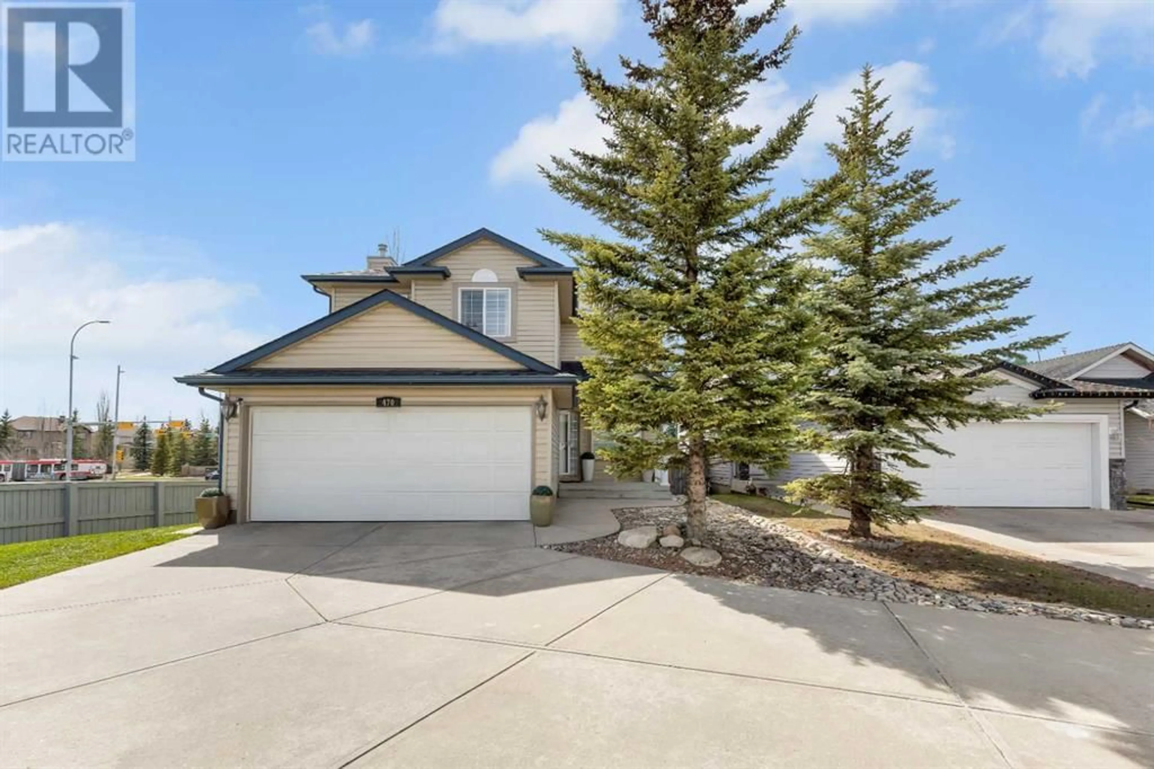 Frontside or backside of a home for 470 Millrise Square SW, Calgary Alberta T2Y4C1
