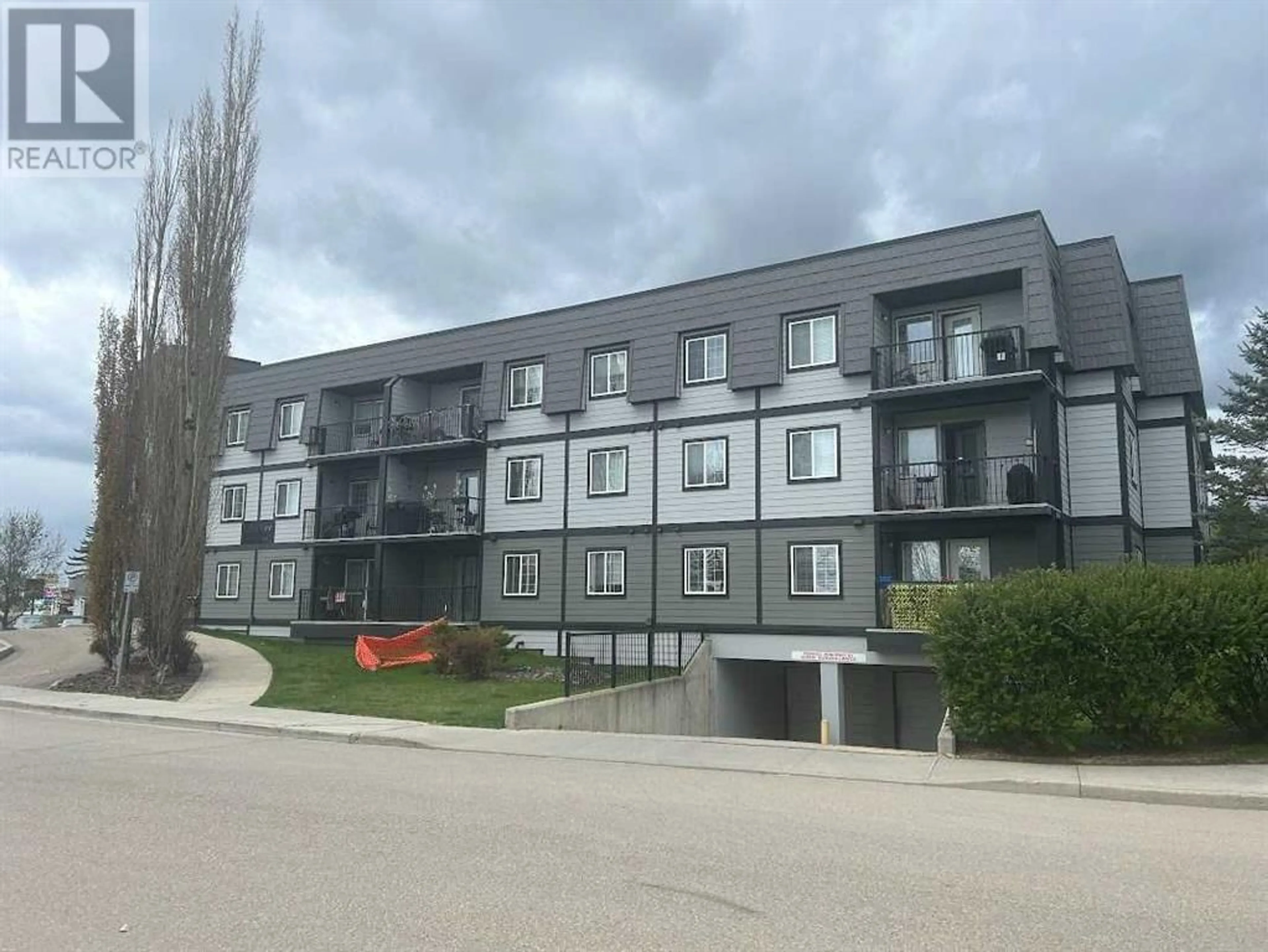 A pic from exterior of the house or condo for 106 3730 50 Avenue, Red Deer Alberta T4N3Y8